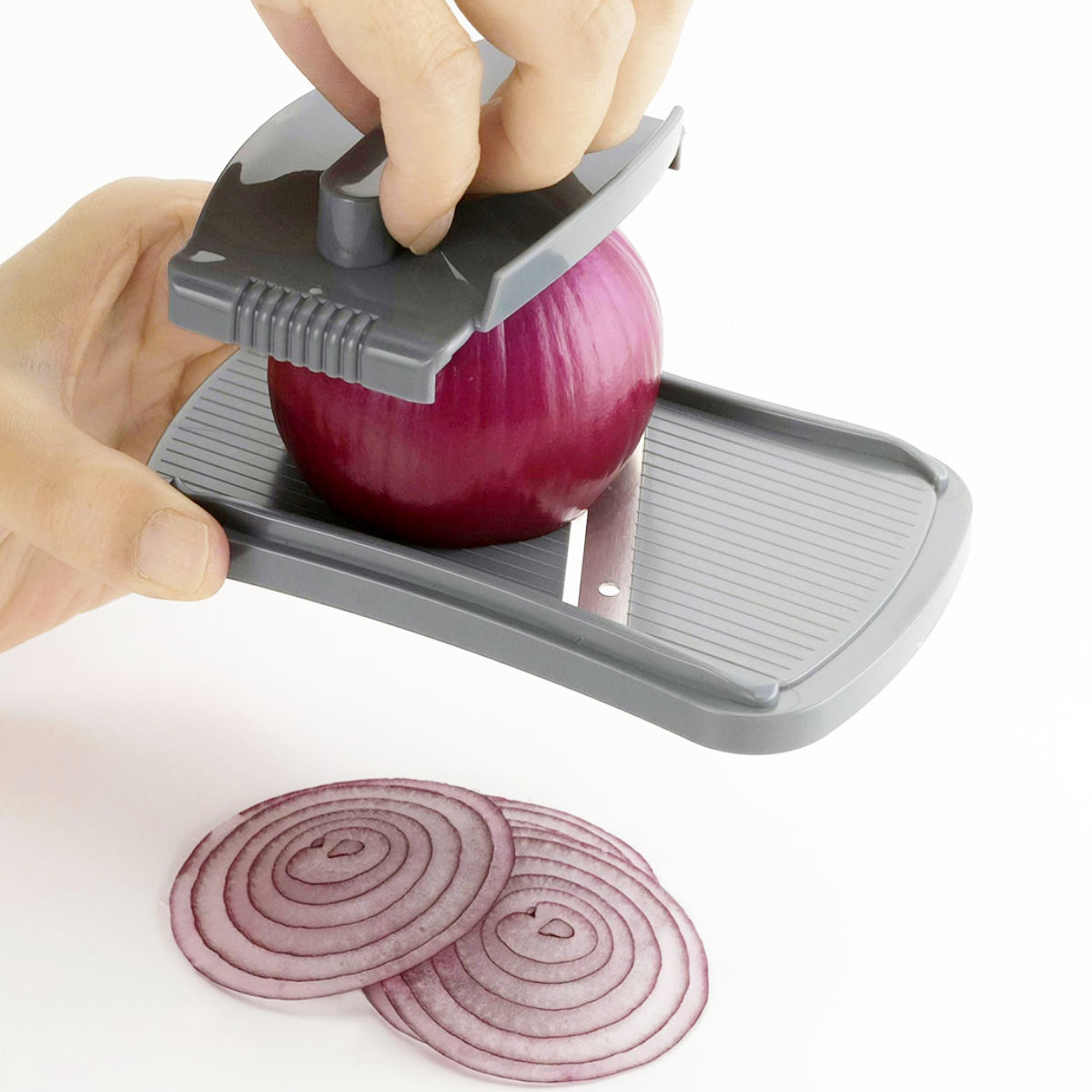 野菜調理器セット 6点セット コンパクト 日本製 ( おろし器 千切り器 野菜スライサー セット 調理器 ベジタブルスライサー おろし金 大根おろし 皮むき器 スライス 安全ガード キッチンツール 受け皿付き )