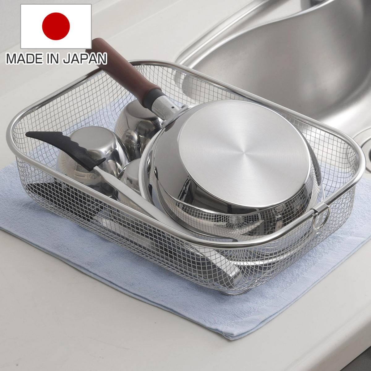 水切りカゴ サッと使える シンプル 水切りかご ステンレス製 ( 水切りラック 水切りバスケット 日本製 ステンレス 水切り シンク上 燕三条 食洗機対応 ざる ザル コンパクト スリム 浅型 カゴ おしゃれ )