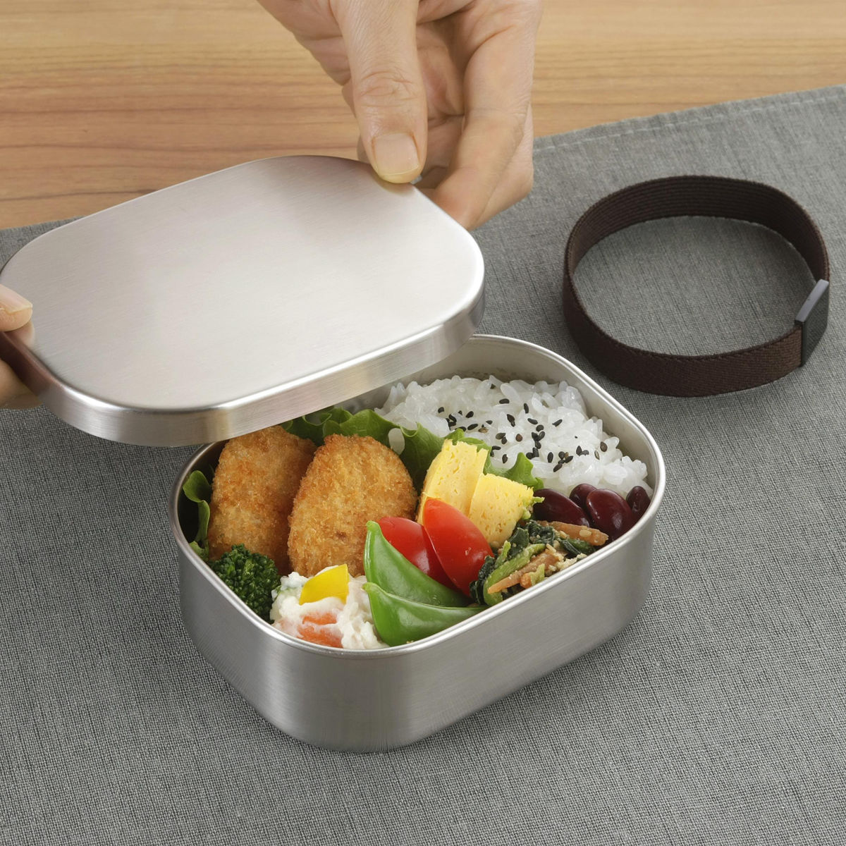 ランチボックス 400ml TSUBAME ステンレス 弁当箱 S 日本製 ( お弁当箱 女子 男子 大人 子供 1段 一段 ステンレス製 パッキン付き 弁当 お弁当 ベルト付き ランチベルト 1段弁当 )