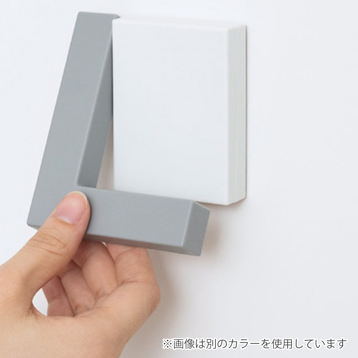 キッチンペーパーホルダー マグネット ブラックシリーズ ( ペーパーホルダー 収納ラック キッチンペーパー マグネット式 磁石 キッチン収納 冷蔵庫横 キッチン収納用品 収納雑貨 収納小物 冷蔵庫サイド 黒 )