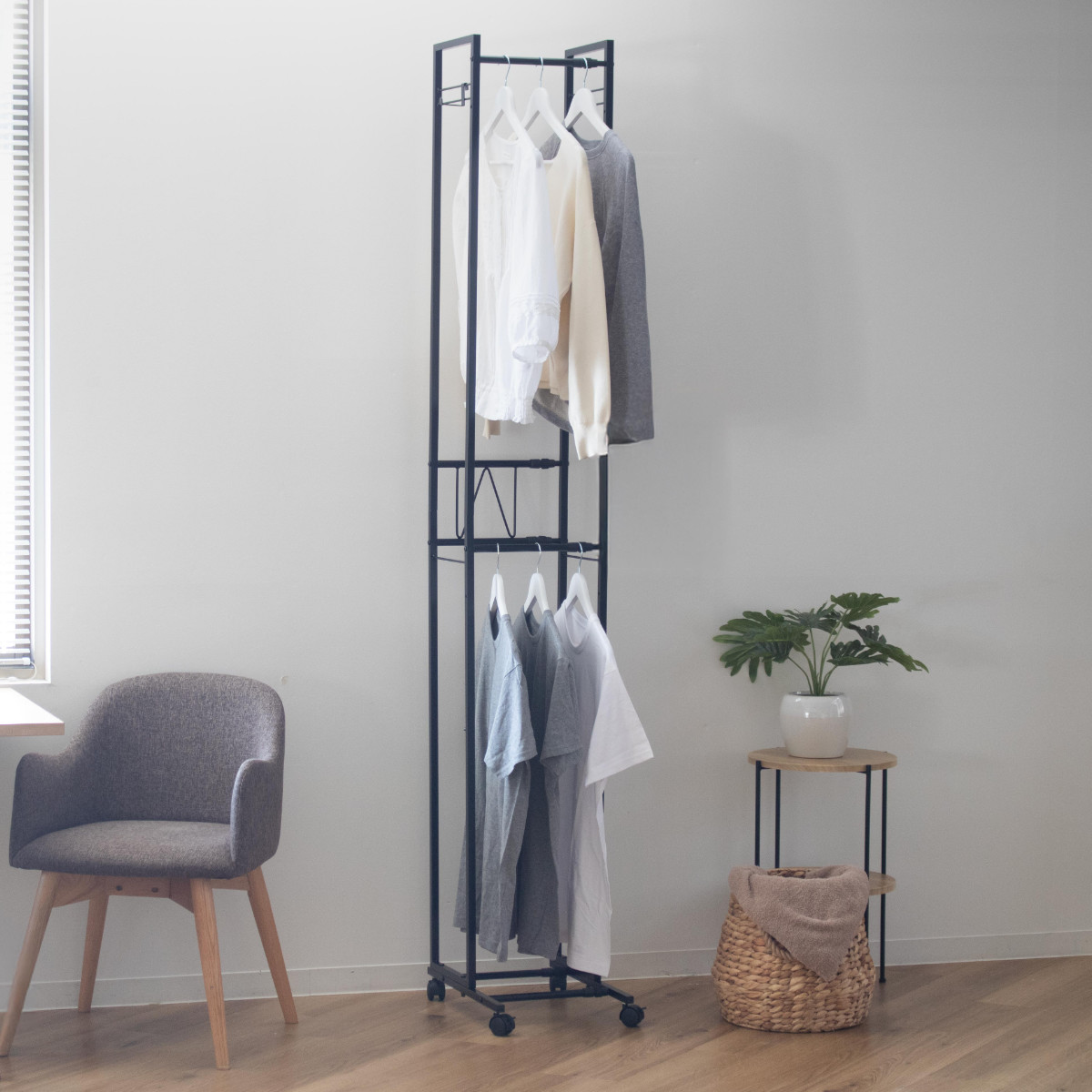 ハンガーラック 2段 スリム 伸縮タイプ キャスター付き ( コートハンガー パイプハンガー 洋服掛け コート掛け 収納 洋服 掛け 衣類 収納用品 衣類収納 ラック ハンガー掛け おしゃれ リビング 玄関 洗濯物干し ) 【ホワイト】 ホワイト