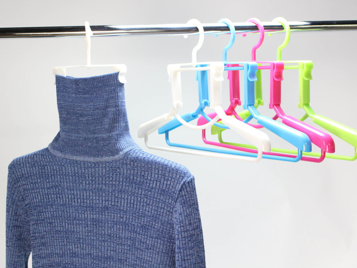 洗濯ハンガー Livido ハイネックハンガー ハイネック用 ( ハンガー 衣類ハンガー ハイネック パーカー フード付き 乾きやすい 衣類収納 洋服 ネクタイ ストール 型崩れ防止 シンプル カラフル ) 【パールブルー】 パールブルー
