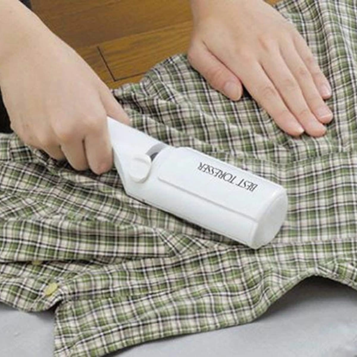 ブラシ ベストドレッサー 身だしなみ ホコリ取り （ ほこり取り 洋服ブラシ 衣類 収納 ほこり取りブラシ ゴミ除去 ジャケット スカート スラックス ほこりとり カーペット ソファ 日用品 ）