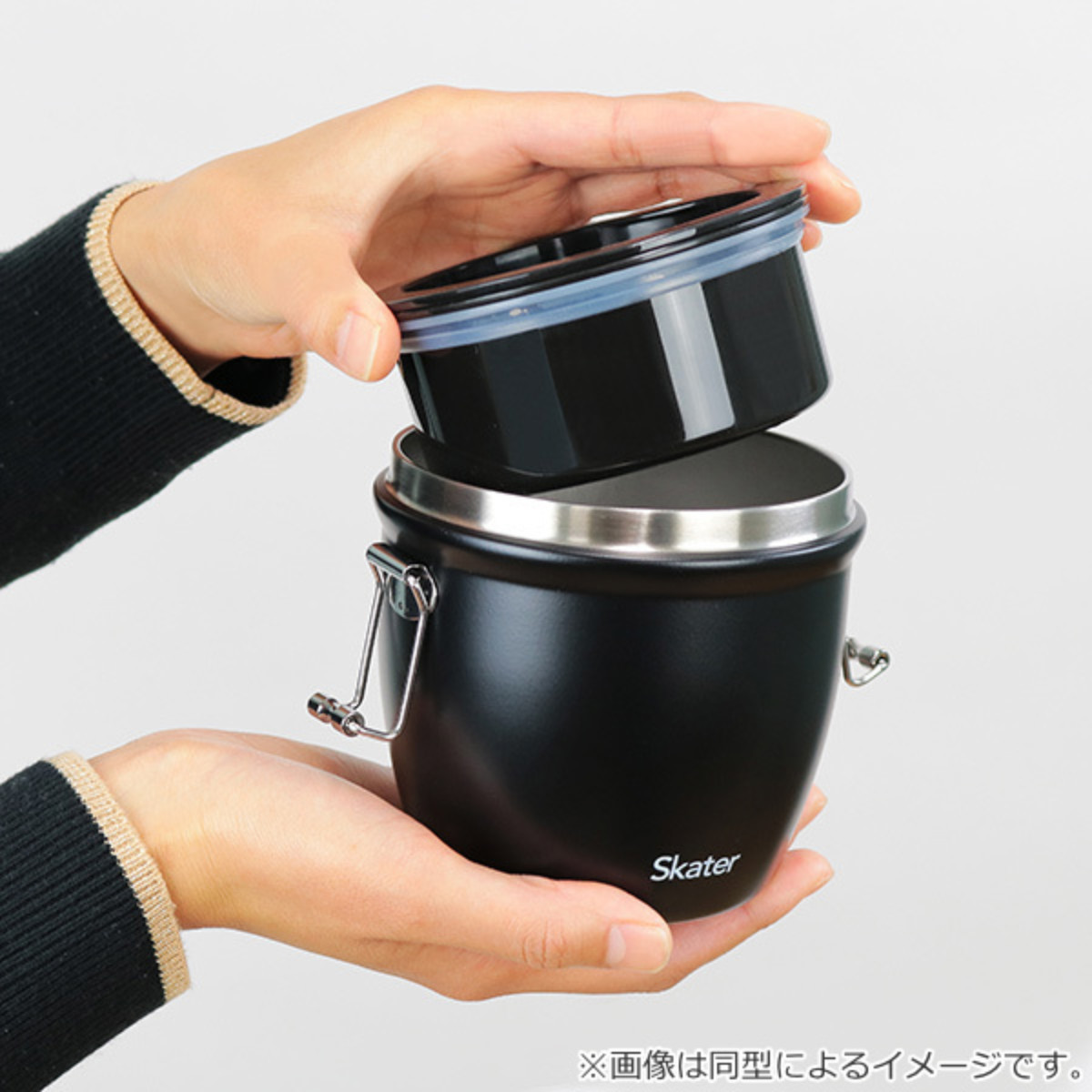 弁当箱 保温 丼 抗菌 550ml 真空ステンレス 保温弁当箱 ミッキーマウス グリーンワールド ( ミッキー 保冷 ランチジャー 保温ジャー 銀 AG ランチポット お弁当箱 ランチボックス 丼ぶり 二段 真空二重構造 )