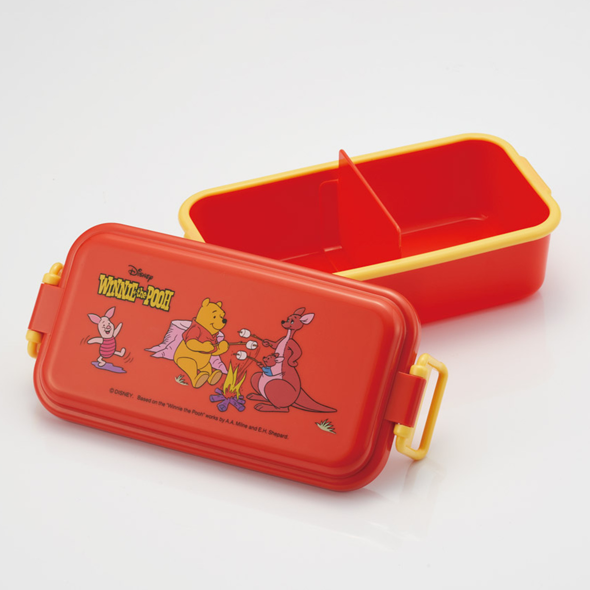 弁当箱 520ml ホーロー風ふわっとランチBOX レトロプー ( プーさん ランチボックス レンジ対応 一段 ドーム型 2点ロック 1段 お弁当箱 仕切り付き レンジOK ドーム蓋 お弁当 弁当 一段弁当 )