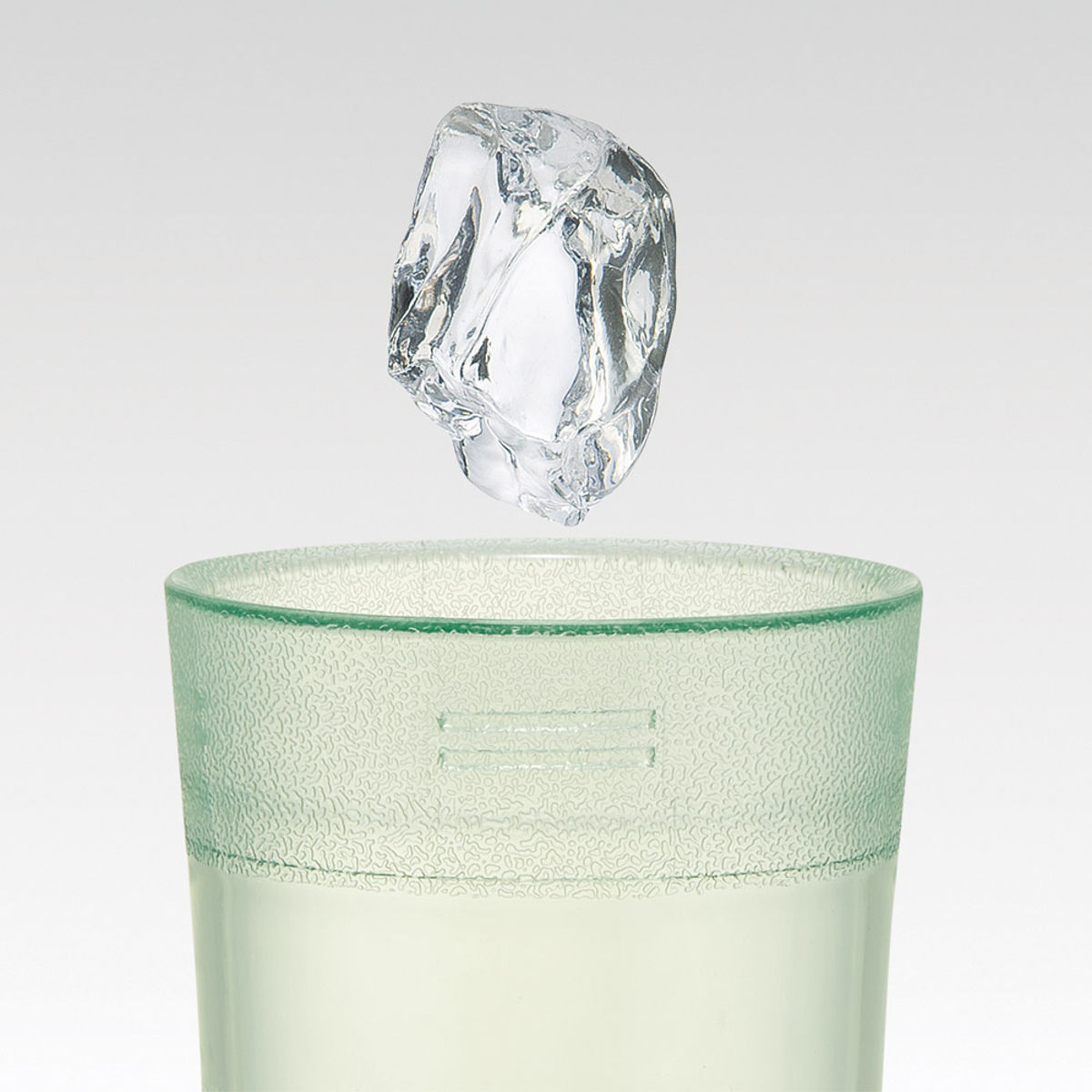 タンブラー 420ml シェイカー付タンブラー ( スヌーピー くまのプーさん プーさん シナモロール ミッフィー ディズニー シェイカー ボトル プロテイン 青汁 キャラクター 持ち運び ふた付き ) 【ミッフィー】 ミッフィー