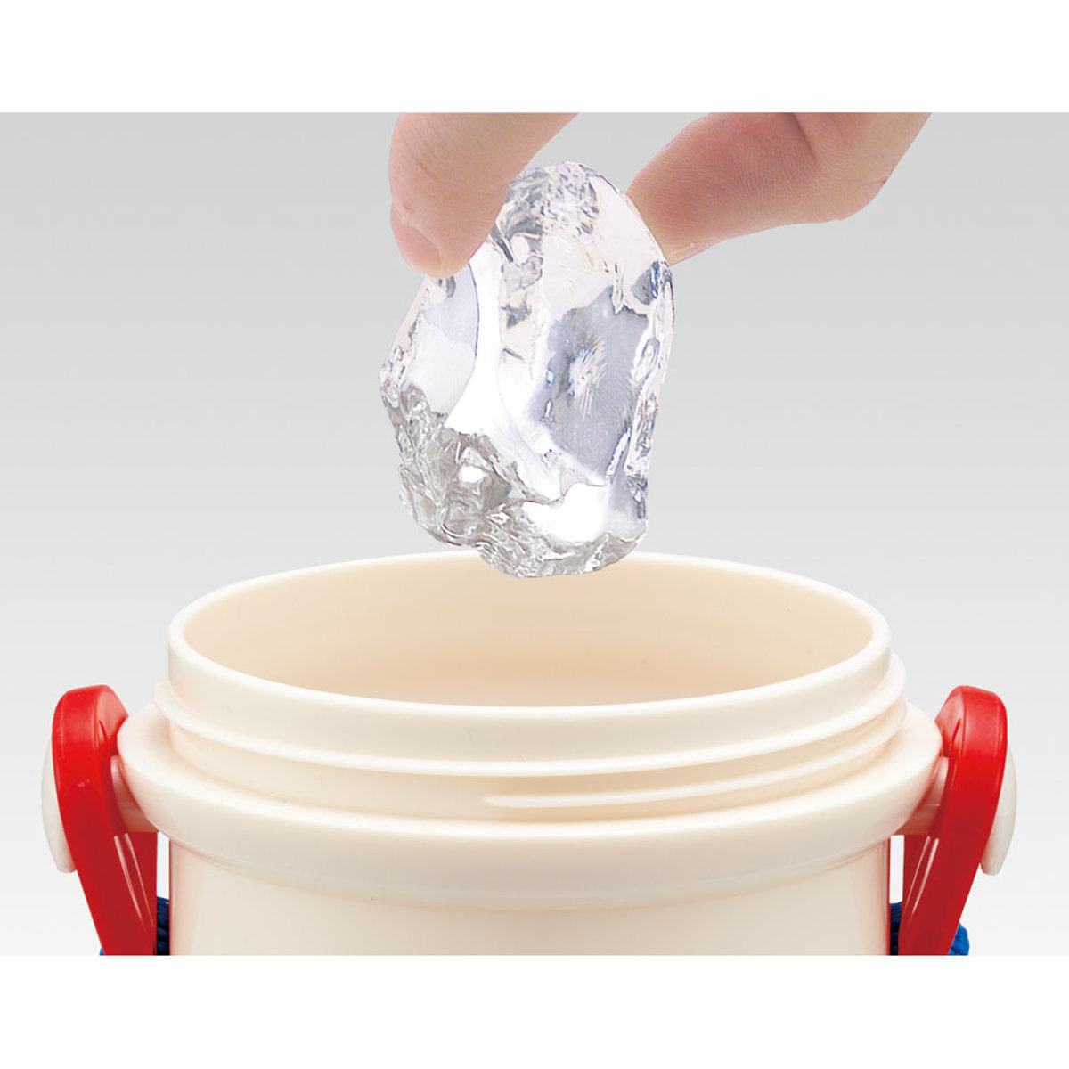 水筒 480ml 抗菌直飲プラボトル トーマス ( 子供用 抗菌 プラスチック製 ダイレクトボトル 直飲み ワンタッチ 日本製 抗菌加工 AG 銀 ショルダーベルト付き 広口 軽量 ボトル ワンプッシュ )