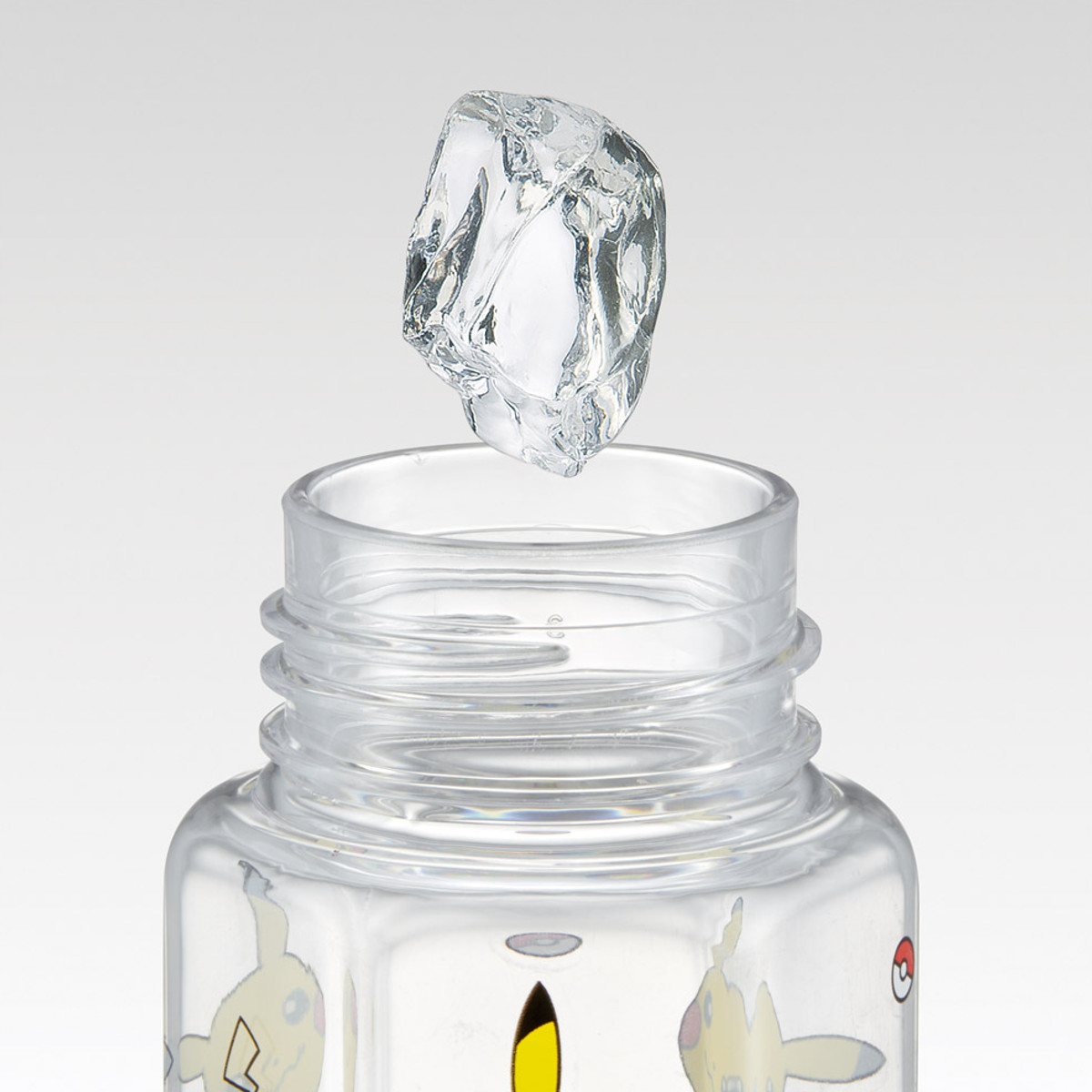 水筒 250ml 六角ブローボトル ポケットモンスター ( ピカチュウ 直飲み プラボトル ダイレクトボトル マグボトル 常温 軽量 クリア 直のみ マグ ボトル スリム 健康 ドリンク クリアボトル ウォーターボトル かわいい )