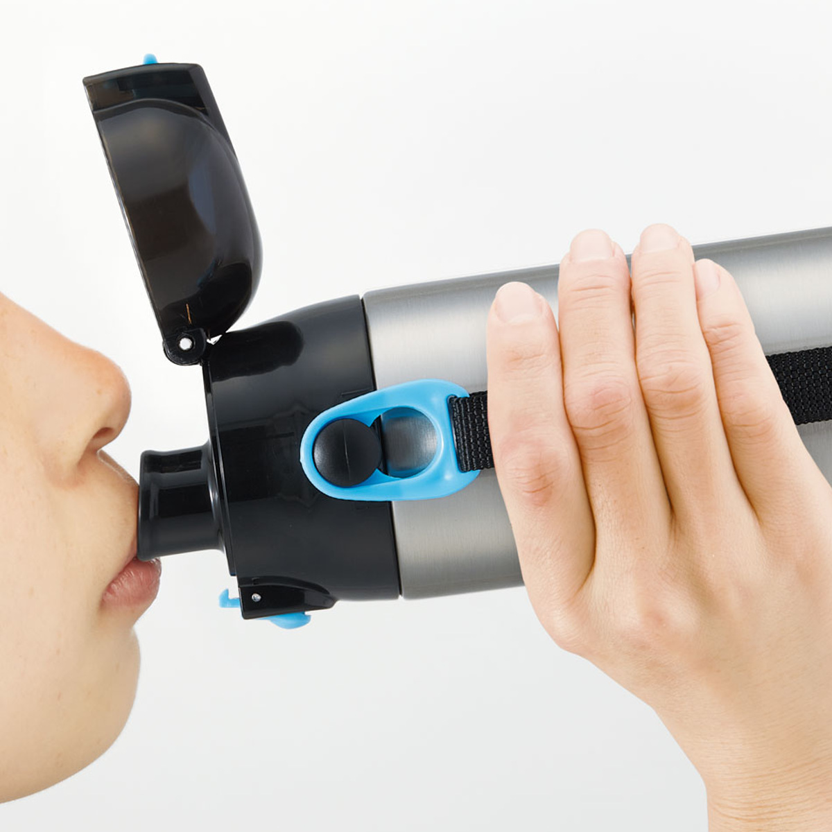 水筒 580ml 超軽量ダイレクトボトル ポケモン24 ( ポケットモンスター 保冷 軽量 直飲み ワンタッチ ステンレスボトル 子供用水筒 子供 直のみ 軽い 超軽量 ワンプッシュ ダイレクトボトル ダイレクト ボトル ワンタッチボトル )