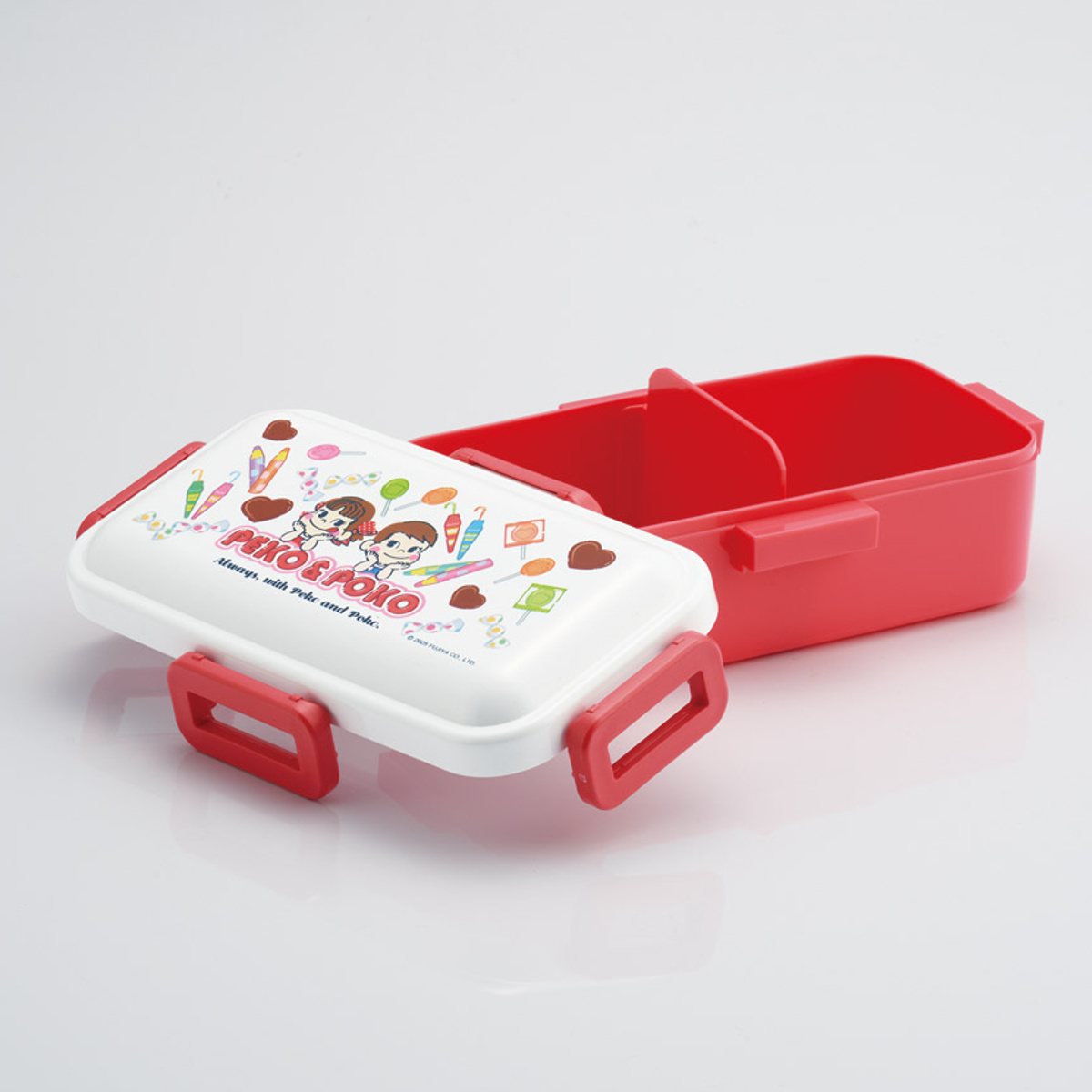 弁当箱 530ml 抗菌ふわっと弁当箱 ペコちゃん おかし ( ランチボックス 食洗機対応 レンジ対応 一段 抗菌 ドーム型 4点ロック 1段 日本製 仕切り付き 銀 AG 抗菌加工 食洗機OK レンジOK お弁当 弁当 一段弁当 )