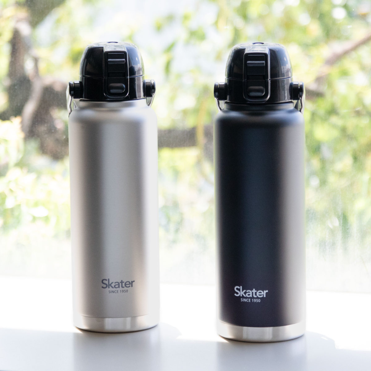 水筒 1.2L ハンドル付ダイレクトボトル 保冷専用 ( 大容量 直飲み 保冷 ステンレス ワンタッチ ハンドルマグボトル マグボトル ステンレスボトル 直のみ ダイレクトボトル 広口 真空二重構造 マグ ボトル 1200ml 1.2リットル ) 【ブラック】 ブラック