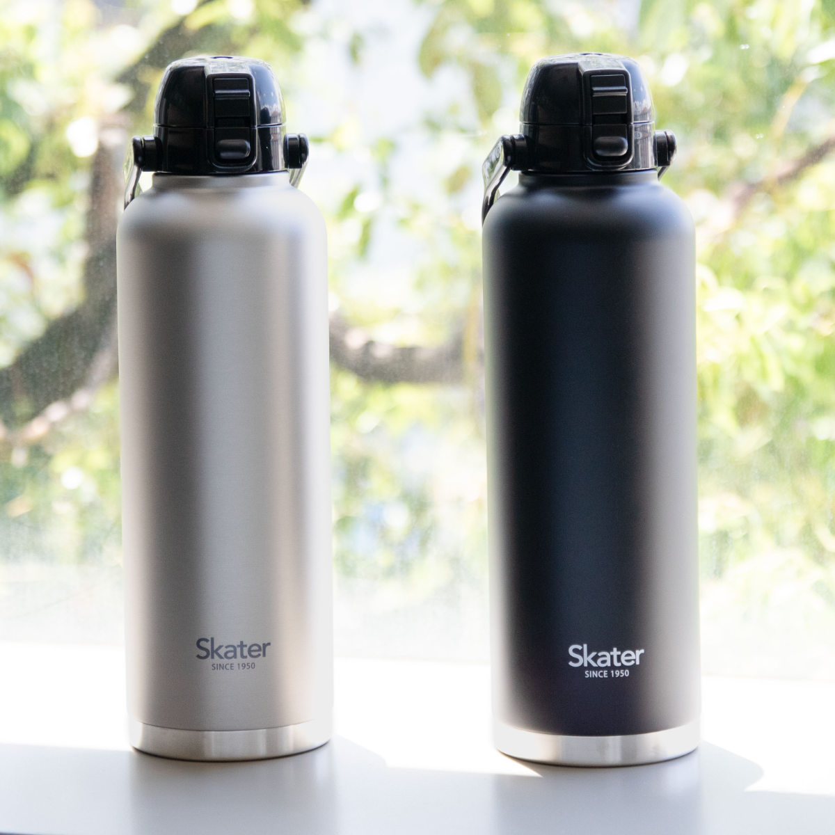 水筒 2L ワンプッシュダイレクトボトル ハンドル付き ( 大容量 直飲み 保冷 ステンレス ワンタッチ ハンドルマグボトル マグボトル ステンレスボトル 直のみ ダイレクトボトル 広口 真空二重構造 マグ ボトル 2000ml 2リットル ) 【シルバー】 シルバー