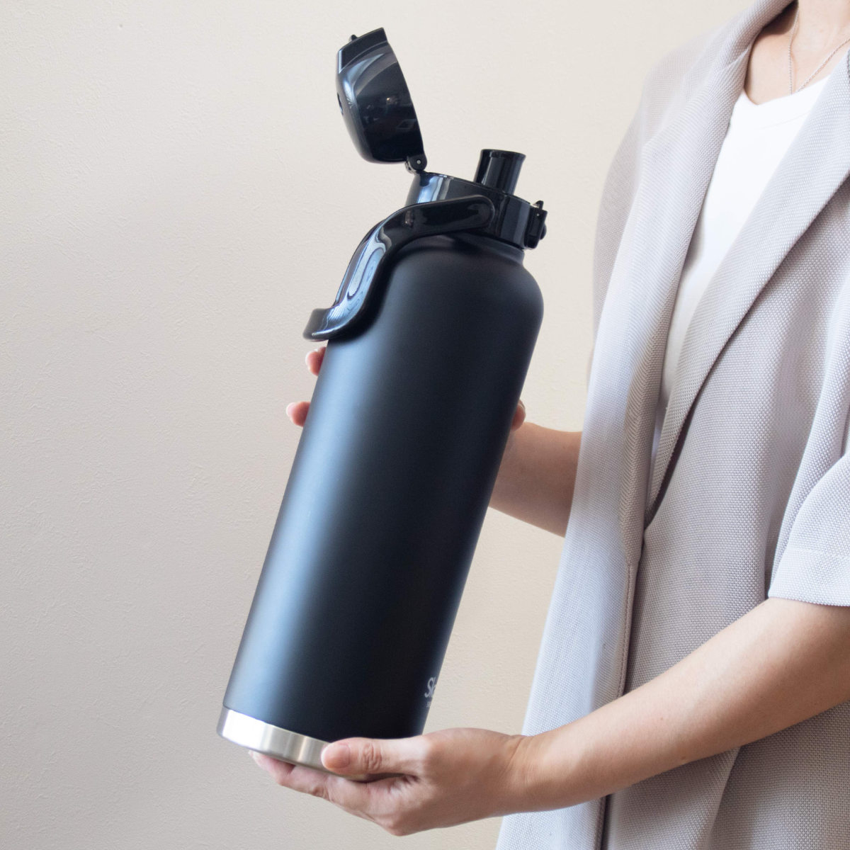 水筒 2L ワンプッシュダイレクトボトル ハンドル付き ( 大容量 直飲み 保冷 ステンレス ワンタッチ ハンドルマグボトル マグボトル ステンレスボトル 直のみ ダイレクトボトル 広口 真空二重構造 マグ ボトル 2000ml 2リットル ) 【シルバー】 シルバー