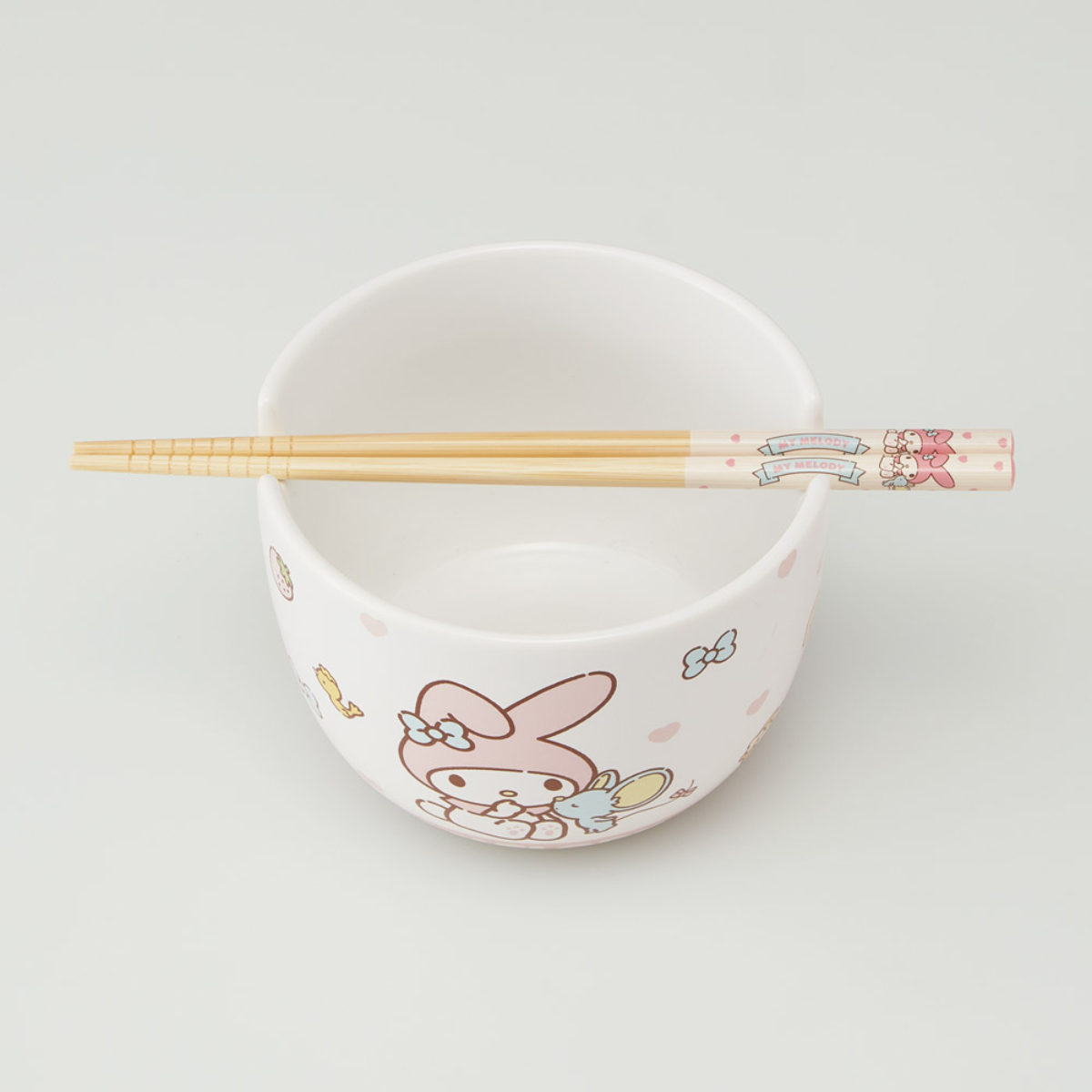 陶器製 ボウル 箸 セット サンリオ ( ハローキティ マイメロディ クロミ シナモロール 陶磁器 キャラクター 電子レンジ対応 食洗機対応 かわいい お椀 碗 お箸 はし ハシ 取り分け鉢 ラーメン スープ キャラ ) 【ハローキティ】 ハローキティ