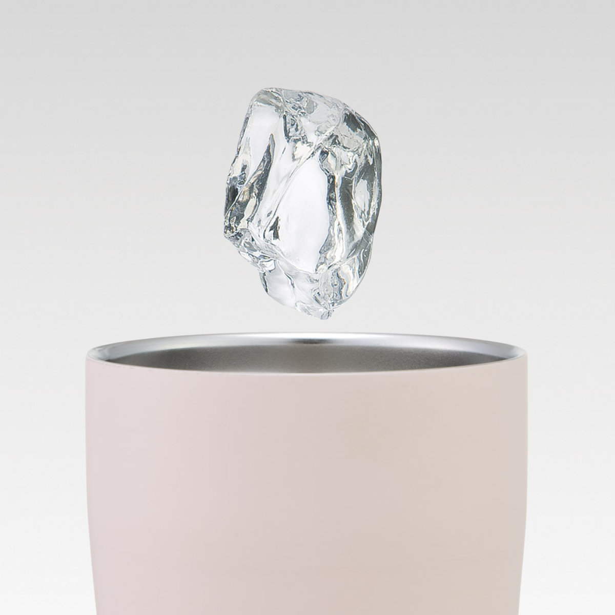 タンブラー 480ml イージーマグボトル ミッキーマウス くまのプーさん スヌーピー シナモロール ( 保温 保冷 ステンレス 真空二重構造 ミッキー プーさん ディズニー サンリオ ワンプッシュ キャラクター ボトル マグボトル ) 【ミッキーマウス】 ミッキーマウス