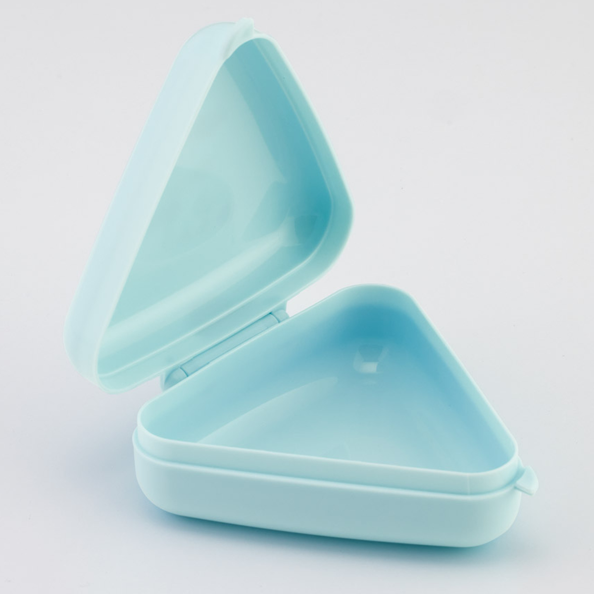 おにぎりケース ウッドストック トラベル ( おにぎり入れ 抗菌 電子レンジ対応 レンジ対応 子供 女子 日本製 レンジOK お弁当 弁当 おにぎり おむすび ケース キッズ 子ども おむすびケース )