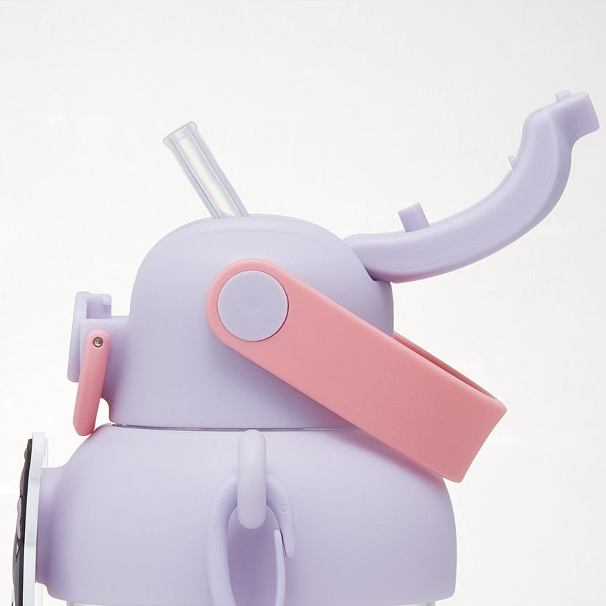 水筒 650ml ラバーマスコット付ストローボトル クロミ 大好きな日々 ( ストロー付ボトル ストローボトル クリアボトル ワンプッシュ ワンタッチ ストロータイプ 子供 子供用水筒 クリア ショルダーベルト 幼稚園 保育園 キッズ )