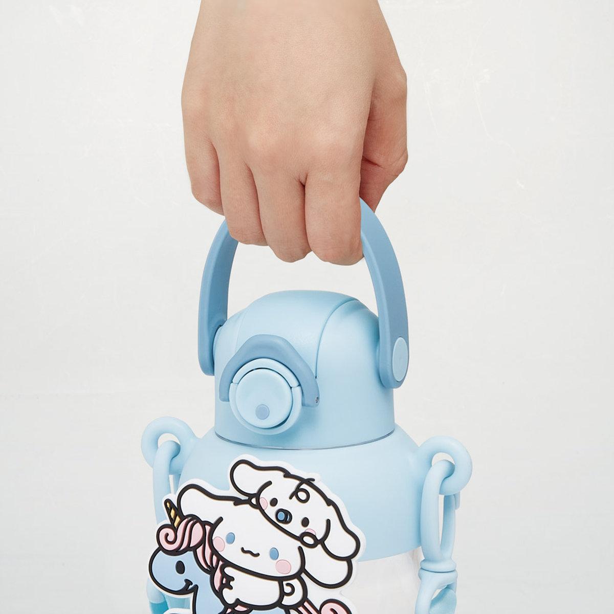 水筒 650ml ラバーマスコット付ストローボトル シナモロール 大好きな日々 ( ストロー付ボトル ストローボトル クリアボトル ワンプッシュ ワンタッチ ストロータイプ 子供 子供用水筒 クリア ショルダーベルト 幼稚園 保育園 )