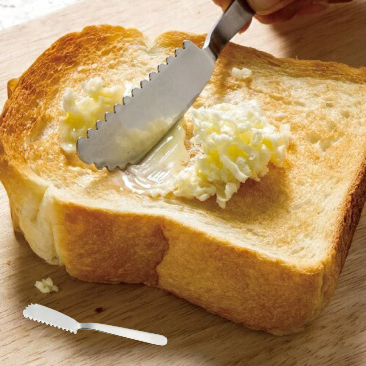 バターナイフ ふわふわバターナイフ ステンレス製 バターカッター 日本製 （ バタースプレダー キッチンツール ヘラ キッチン雑貨 ナイフ カトラリー 糸状 ギザ刃 波刃 スパチュラ 洋食器 ステンレス ）