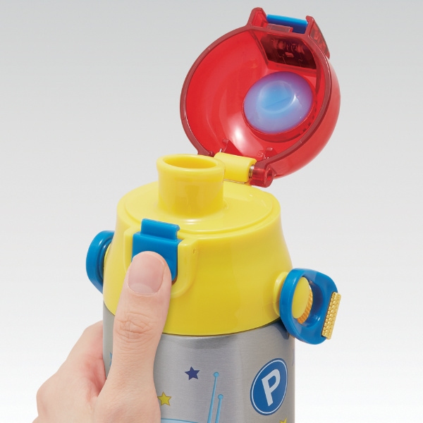Dショッピング 水筒 直飲み ステンレス 超軽量 トミカ 580ml 子供 Tomica ワンタッチボトル ステンレスボトル 保冷 直のみ キッズ 肩 ショルダー ベルト 幼稚園 保育園 子供用 軽い キャラクター ワンタッチ カテゴリ 水筒の販売できる商品 リビングート