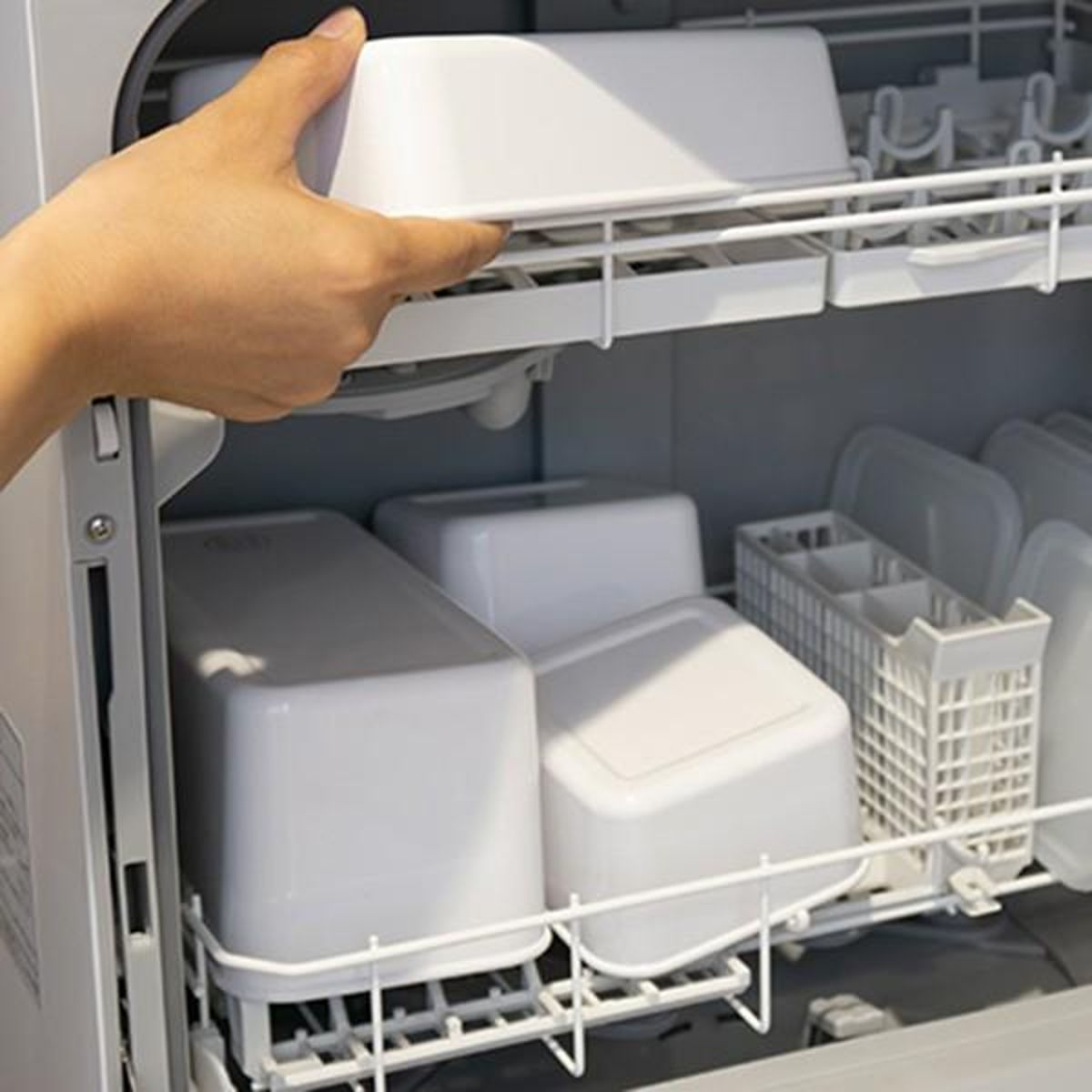 保存容器 1.1L 猫柄 角型 PFF NECO スクエアストッカー M 樹脂製 ( 保存 容器 フードストッカー キャニスター 電子レンジ対応 冷凍庫対応 食洗器対応 ストッカー スタッキング 白 おしゃれ ネコ ねこ 猫 )