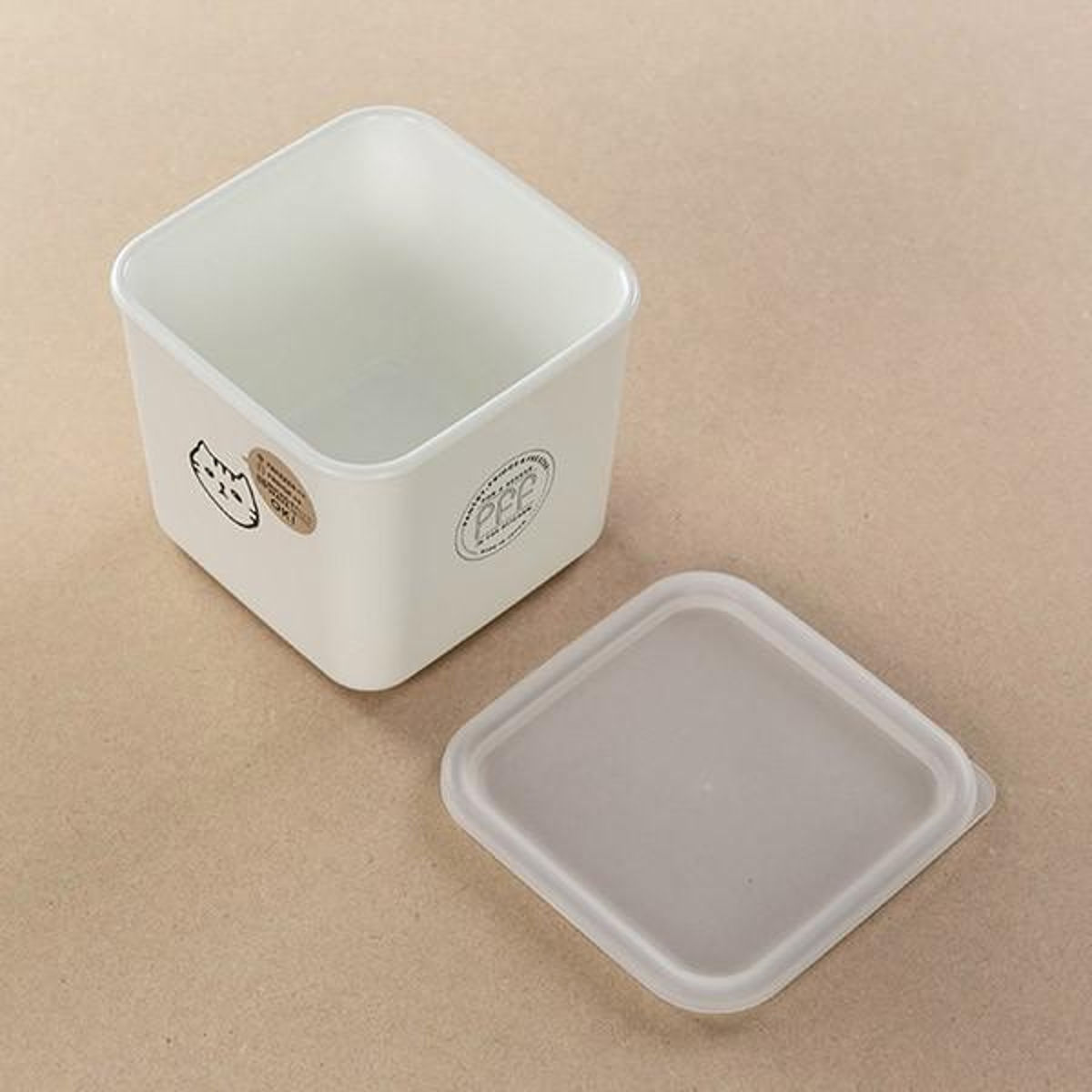 保存容器 1.1L 猫柄 角型 PFF NECO スクエアストッカー M 樹脂製 ( 保存 容器 フードストッカー キャニスター 電子レンジ対応 冷凍庫対応 食洗器対応 ストッカー スタッキング 白 おしゃれ ネコ ねこ 猫 )