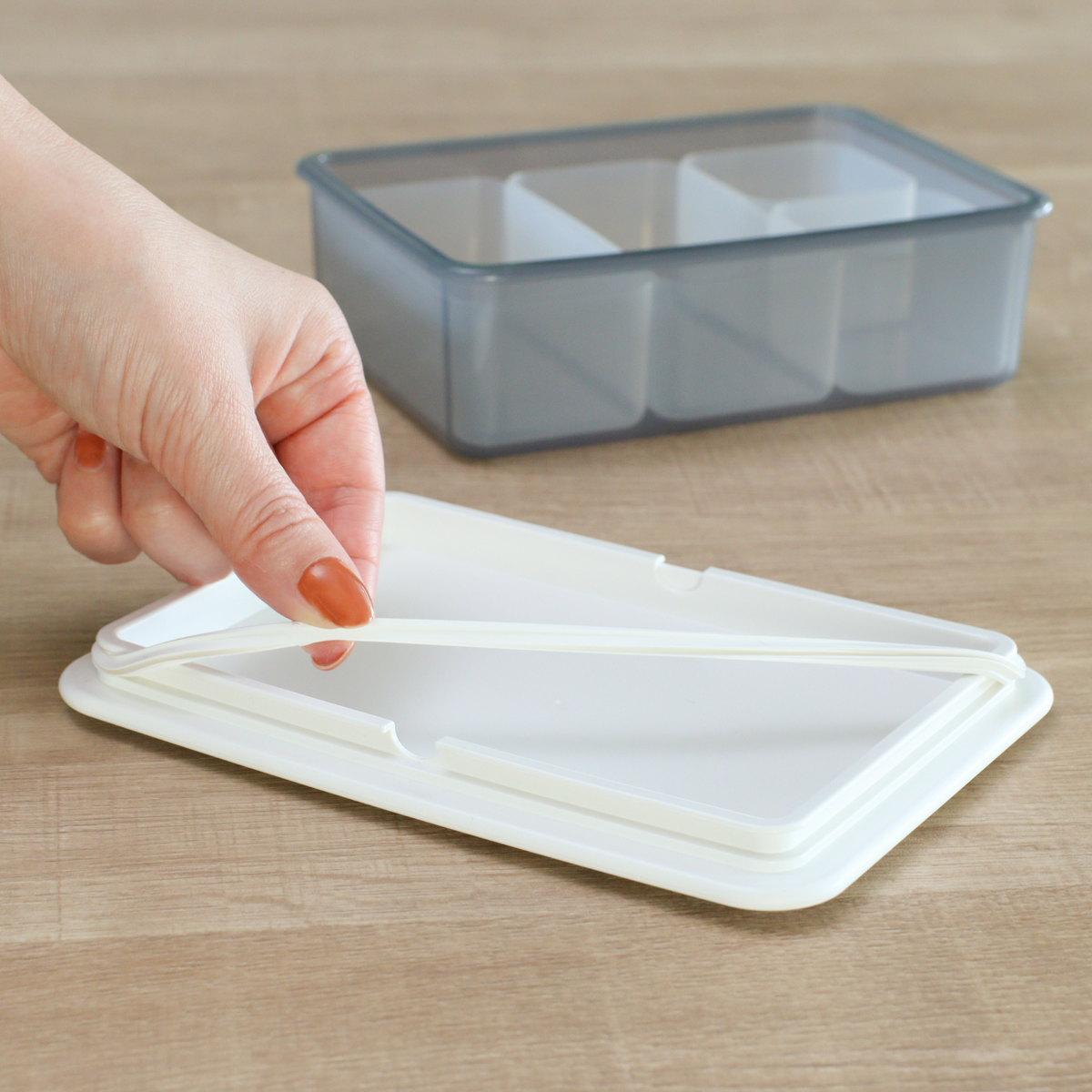 弁当箱 冷凍 1段 600ml MODULE ランチ L グリッド ( お弁当箱 レンジ対応 食洗機対応 ランチボックス 日本製 冷凍OK レンジOK 食洗機OK 軽量 軽い お弁当 弁当 一段 仕切り付き 保存容器 かわいい ) 【イエロー】 イエロー