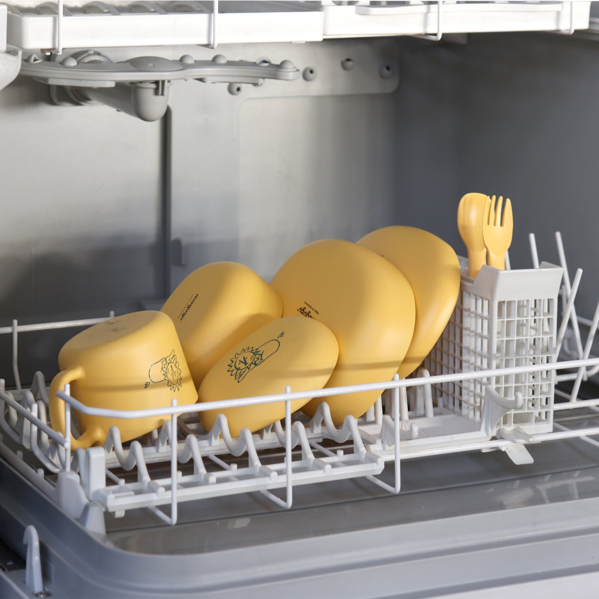 プレート フタ付き 16cm Mogugu どーぶつ プラスチック ( 食洗機対応 電子レンジ対応 子ども用食器 皿 お皿 中皿 アニマル 動物 キッズプレート 子ども 子供用 ふた付き 軽い 割れにくい ネコ ウサギ ライオン おしゃれ ) 【ネコ】 ネコ