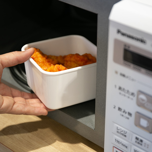 保存容器 1L 角型 PFF食べ物ストッカー さかな ( 保存 容器 フードストッカー キャニスター 電子レンジ対応 冷凍庫対応 食洗器対応 ストッカー スタッキング 白 おしゃれ 割れない 軽量 )