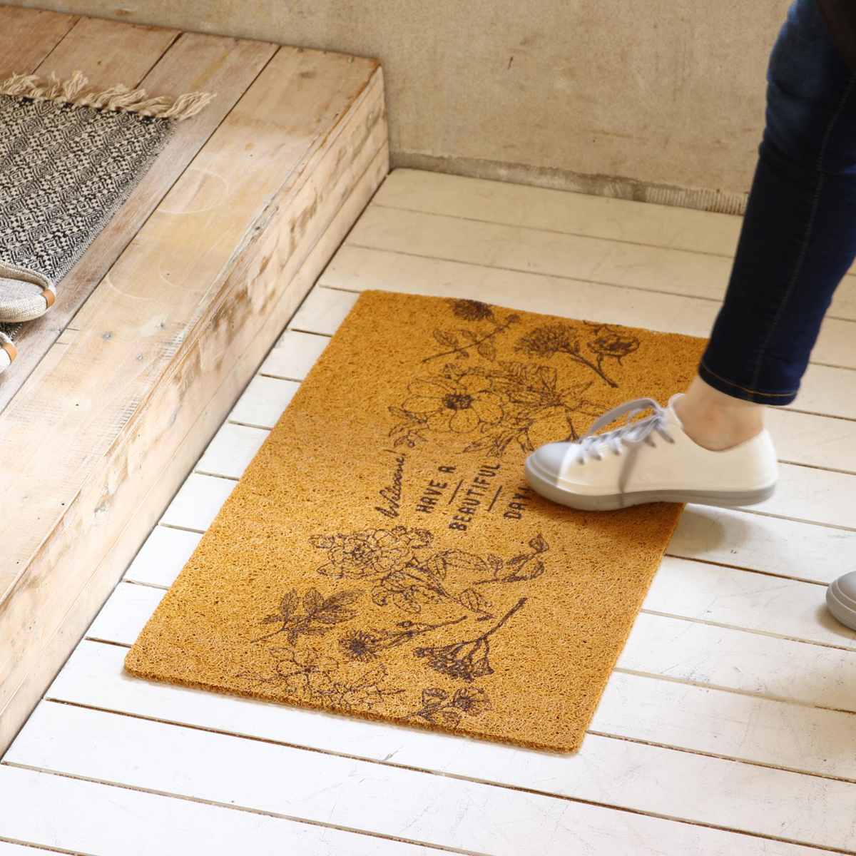 玄関マット ふかふかテラスマット 75×45cm ( 屋内 屋外 屋外兼用 泥落とし 洗える 水洗い 弾力 ふかふか 滑り止め マット はさみで切れる 幅75cm おしゃれ カフェ ベランダ デッキ テラス 玄関 PVC素材 外用 室内 ) 【ブラウン】 ブラウン