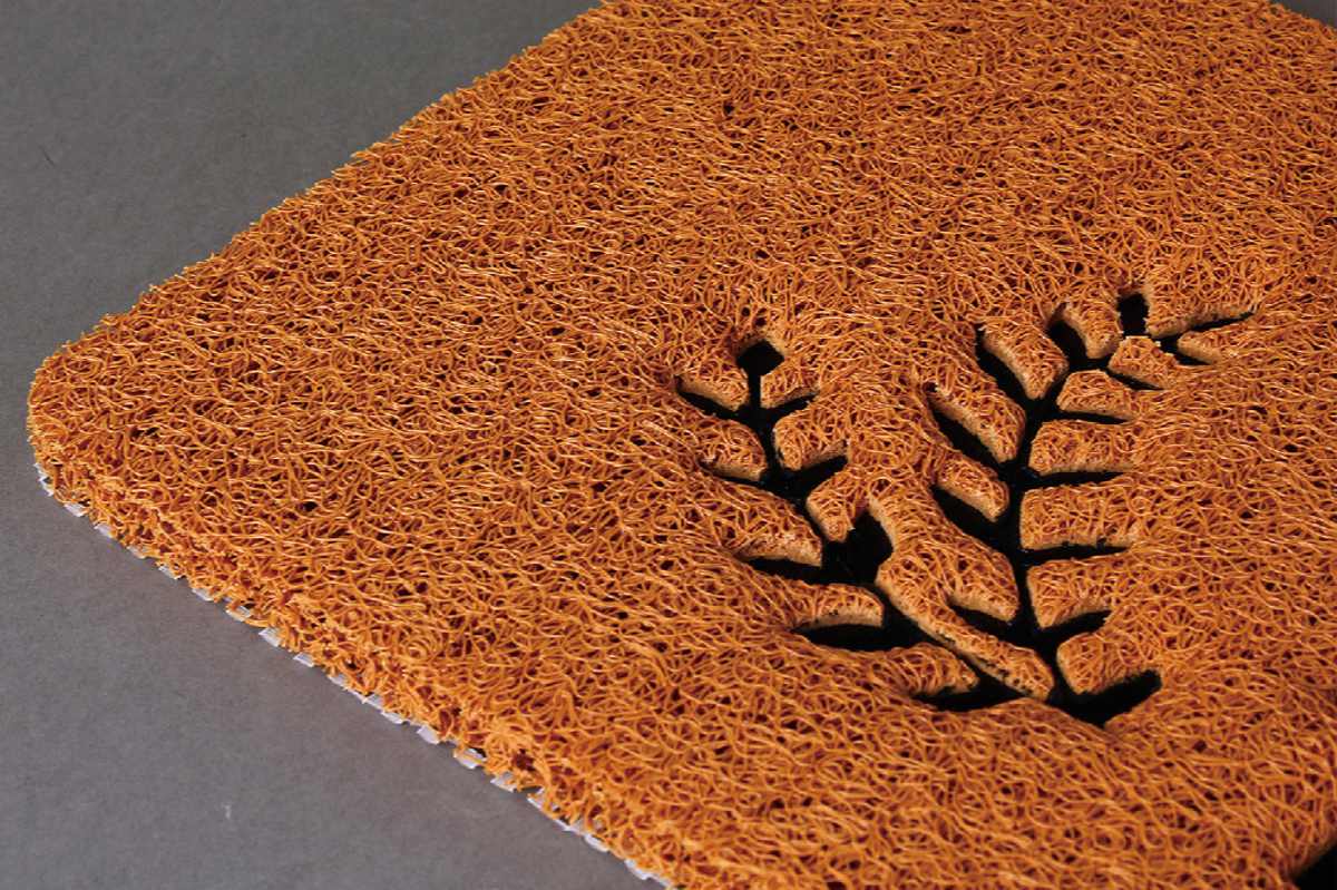 玄関マット ふかふかテラスマット 75×24cm ( 屋内 屋外 屋外兼用 泥落とし 洗える 水洗い 弾力 ふかふか 滑り止め マット はさみで切れる 幅75cm おしゃれ カフェ ベランダ デッキ テラス 玄関 PVC素材 外用 室内 横長 ) 【ブラウン】 ブラウン