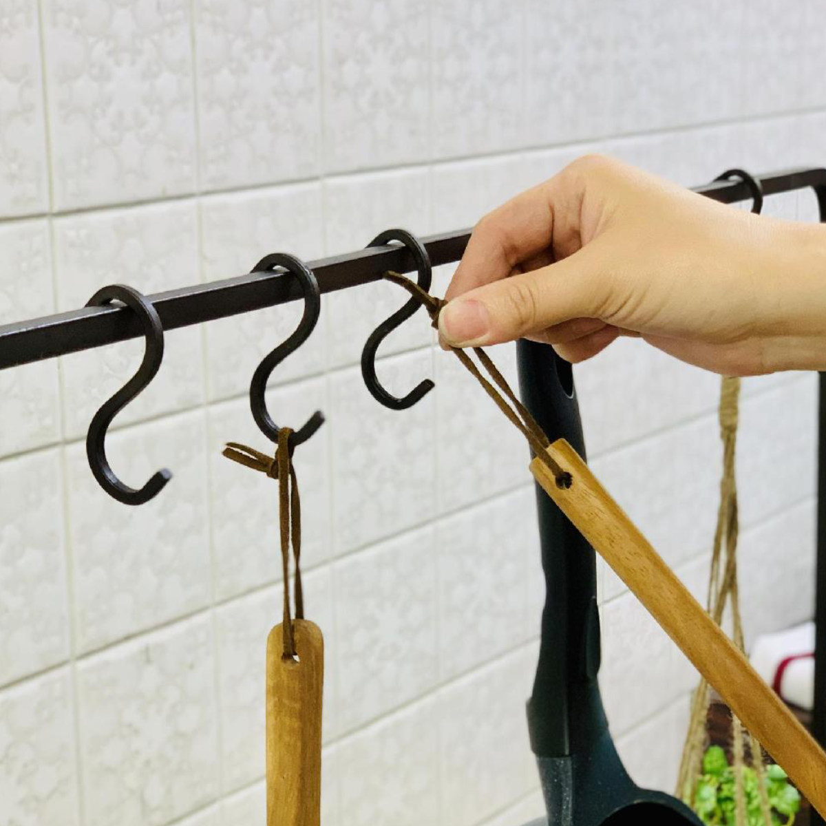 フック ジョセフアイアン ミニ S字フック 5個入り ( 吊り下げ ハンギング 吊るす 収納 DIY 金具 Sカン アイアンフック 引っ掛け 掛ける おしゃれ Sフック 小物 見せる収納 魅せる収納 )