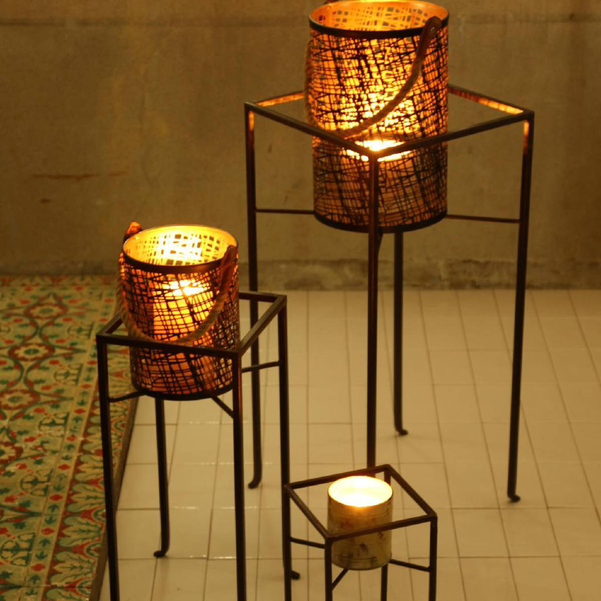 花台 ジョセフアイアン フラワープランターラック Lサイズ ( プランター スタンド ガーデニング用品 鉢置き 園芸 鉢台 庭 ベランダ テラス エントランス ガーデニング アイアンフレーム 角型 正方形 )