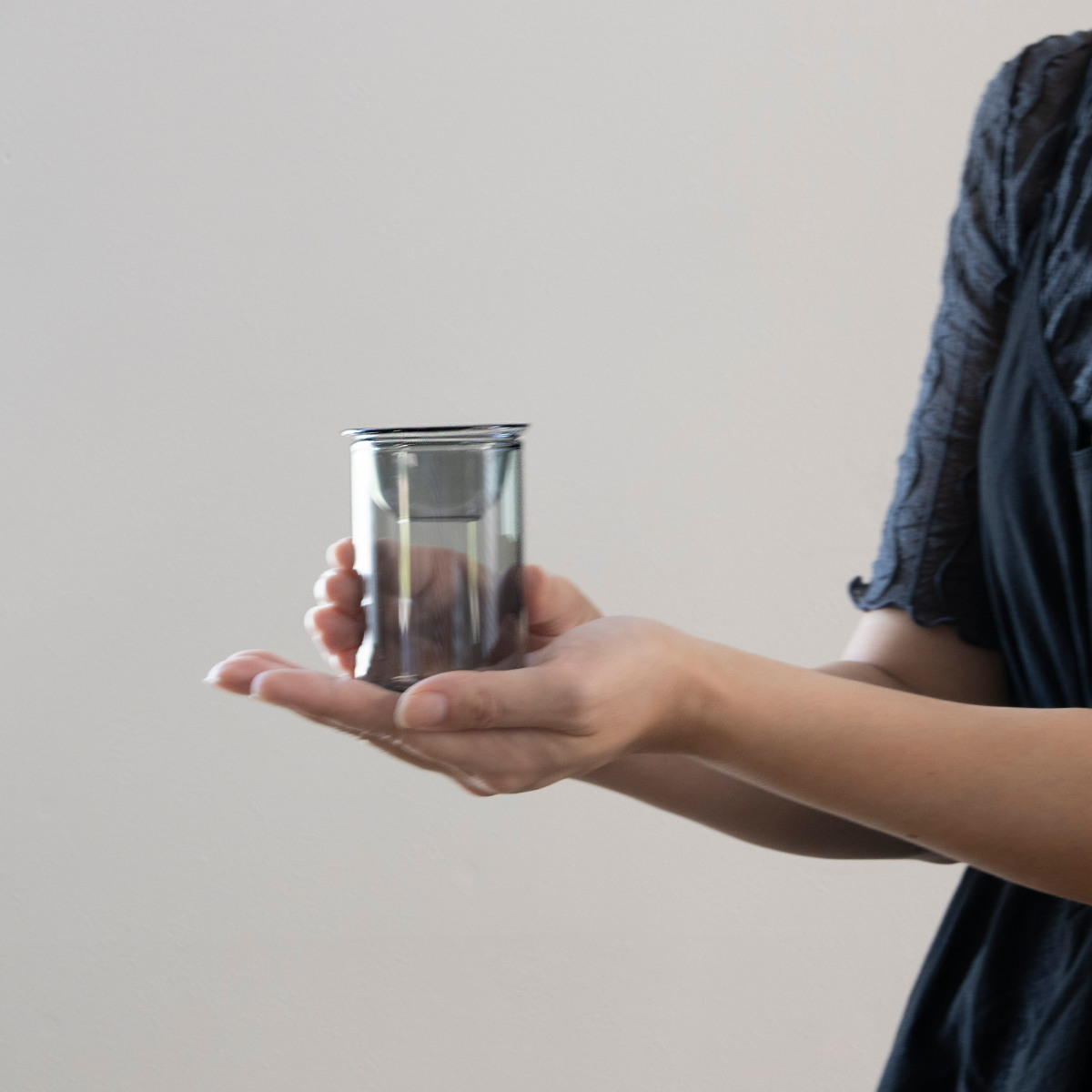 花瓶 MINI BULB VASE 水栽培ガラスベース 8.5cm 水耕栽培 ( 花器 ガラス おしゃれ フラワーベース 一輪挿し 花 クリア グリーン 栽培 ハーブ インテリア オブジェ ガラス製 飾る フラワーグラス 水栽培 )