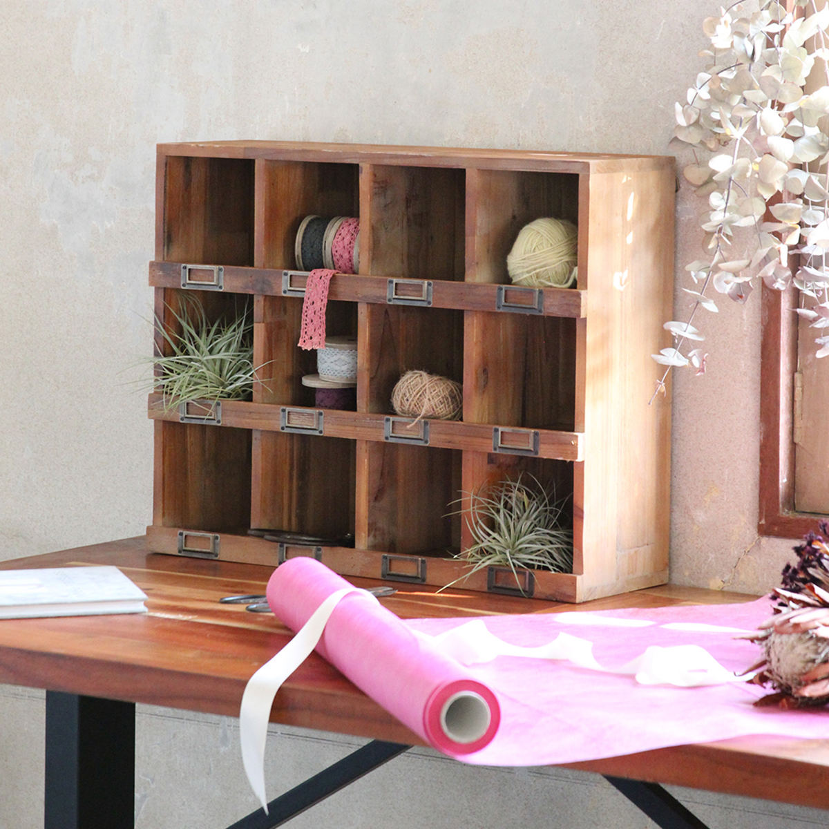 木製　小物入れ　飾り棚　フック付き収納　クリスマス　アンティーク 木製 小物入れ 飾り棚 フック付き収納 クリスマス アンティーク