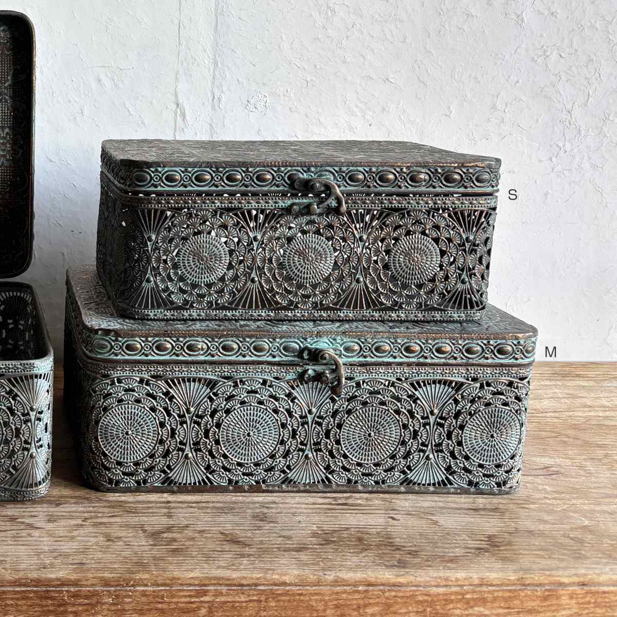 収納ボックス アンクブリキボックス S 小物入れ ふた付き 幅25.5×奥行17×高さ11cm ( 収納ケース 収納 ボックス ケース 収納箱 蓋付き ブリキ フタ付き アンティーク レトロ インテリア ディスプレイ レース )