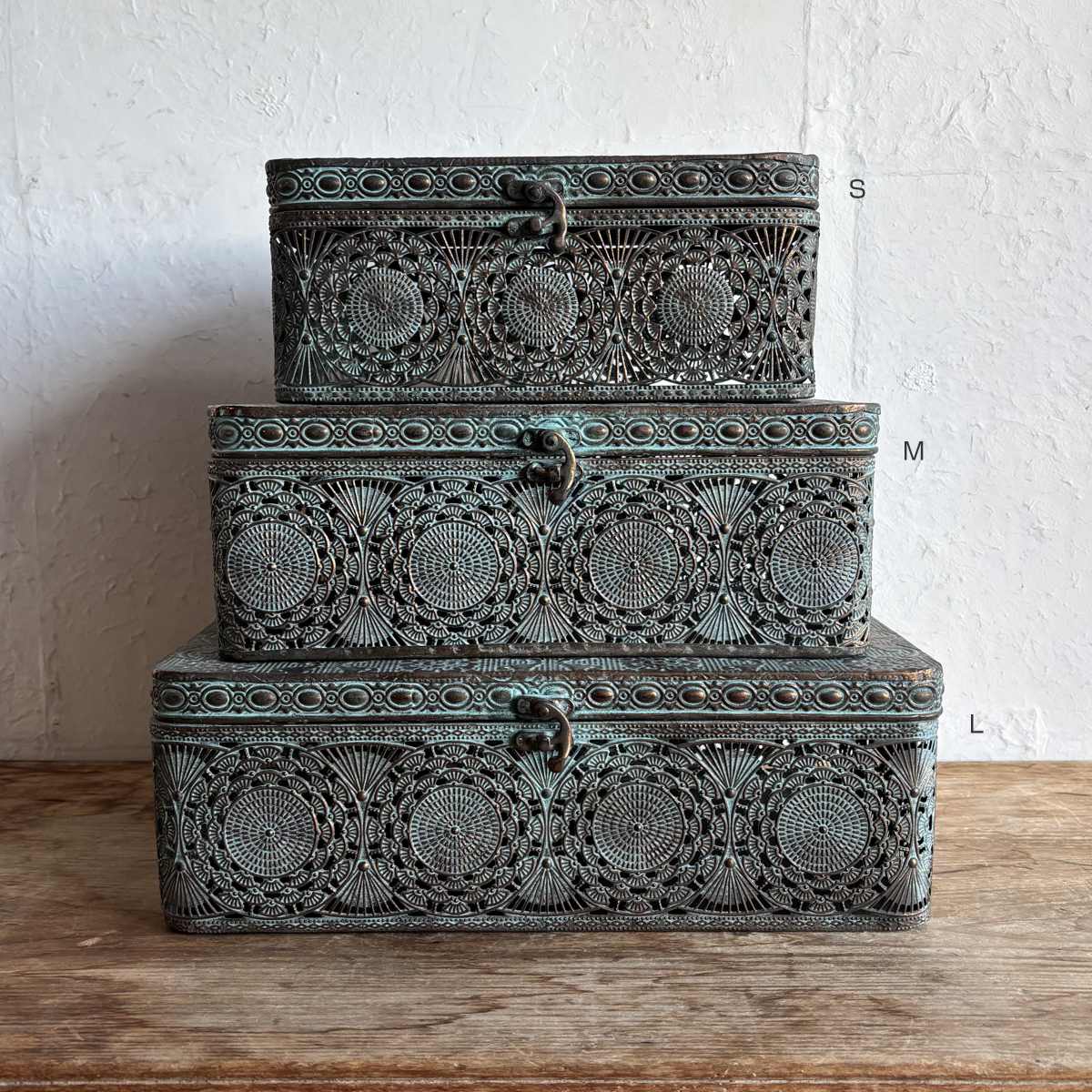 収納ボックス アンクブリキボックス L 小物入れ ふた付き 幅36×奥行23.5×高さ12cm ( 収納ケース 収納 ボックス ケース 収納箱 蓋付き ブリキ フタ付き アンティーク レトロ インテリア ディスプレイ レース )