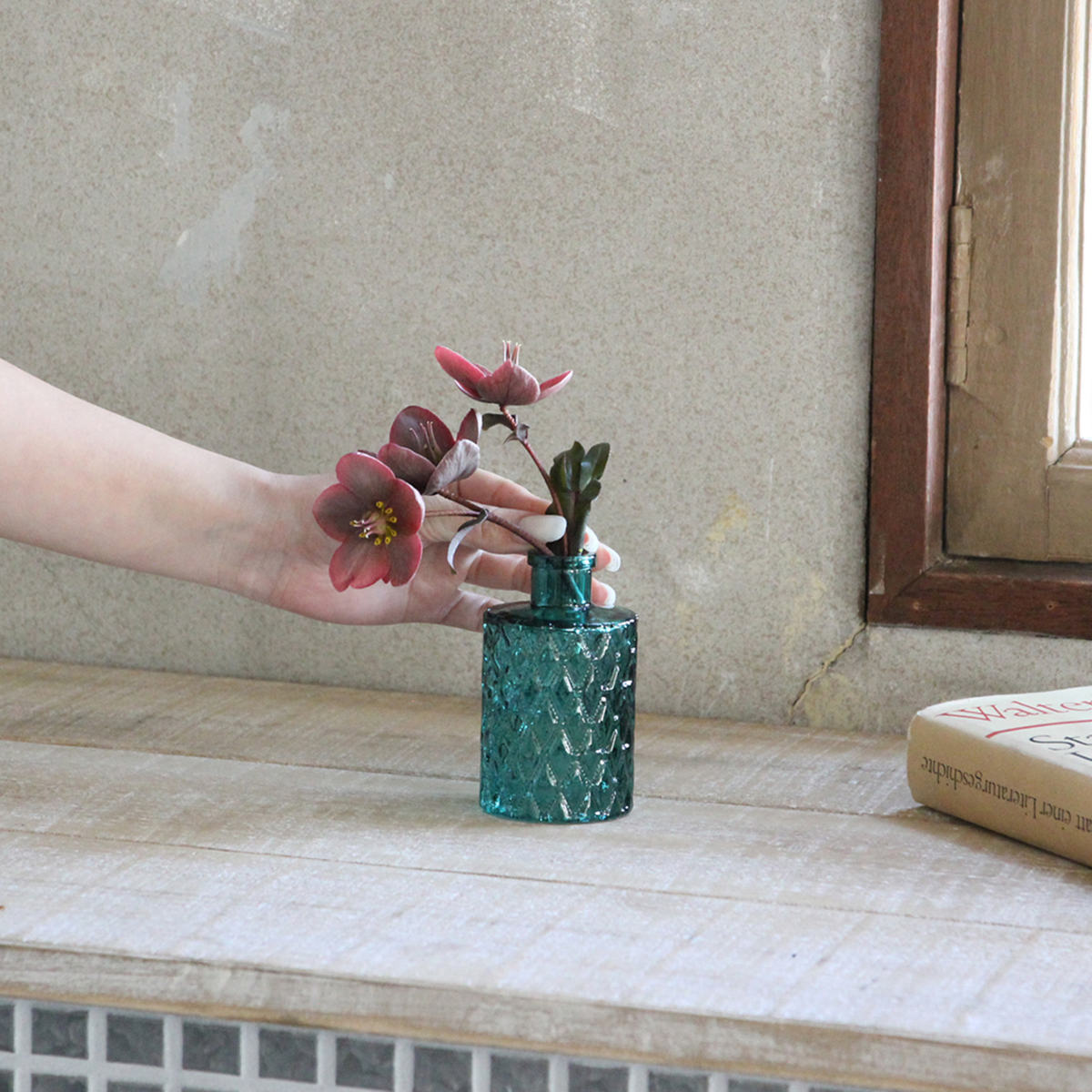 花瓶 プチフラワーベース グリーン ( 花ビン 花びん 花器 ベース フラワーベース フラワー 花 飾る 花入れ ガラス ガラス製 色ガラス おしゃれ 一輪挿し ) 【セットゥ】 セットゥ