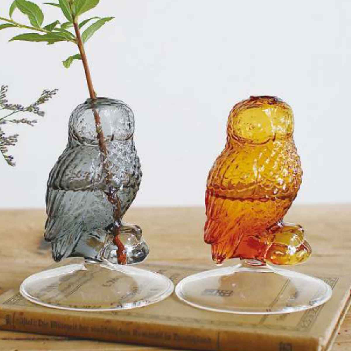 花瓶 ガラス フクロウベース ( 花ビン 花びん 花器 フラワーベース フラワー 花 飾る 花入れ ガラス製 色ガラス 梟 おしゃれ 一輪挿し ) 【ブラウン】