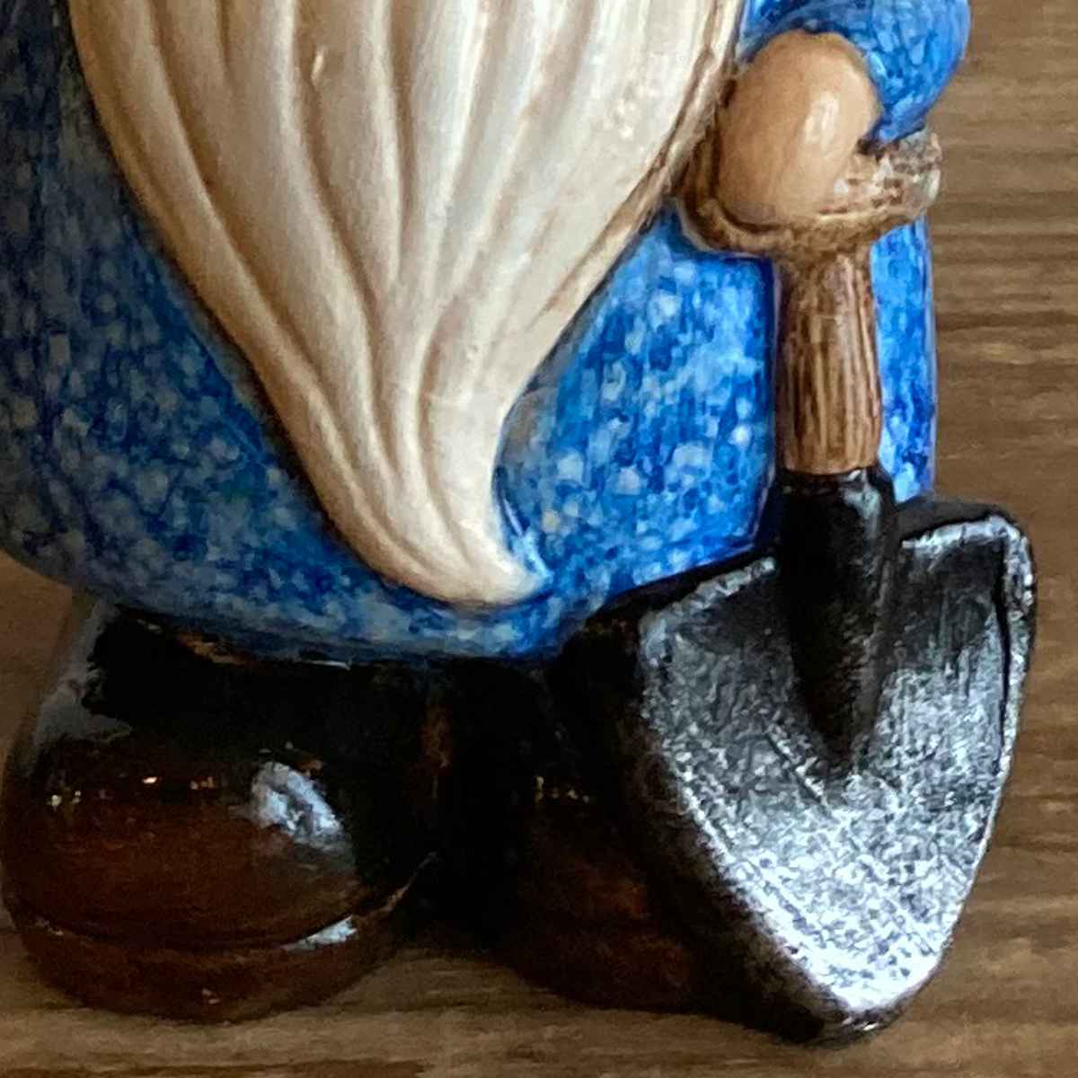 ガーデンノーム S 置物 ( 小人の妖精 小人 レジン オブジェ オーナメント ガーデンオーナメント 庭 インテリア 雑貨 屋外 ガーデン雑貨 中型 こびと 園芸 ガーデンインテリア ) 【ブルー】 ブルー