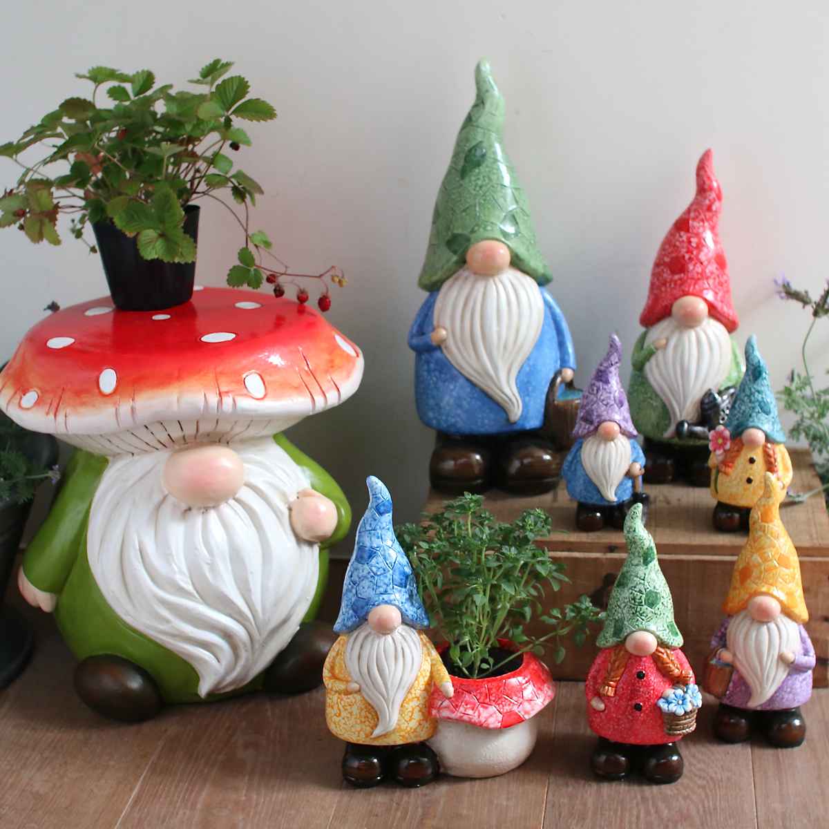 ガーデンノーム M 置物 ( 小人の妖精 小人 レジン オブジェ オーナメント ガーデンオーナメント 庭 インテリア 雑貨 屋外 ガーデン雑貨 中型 こびと 園芸 ガーデンインテリア ) 【グリーン】 グリーン