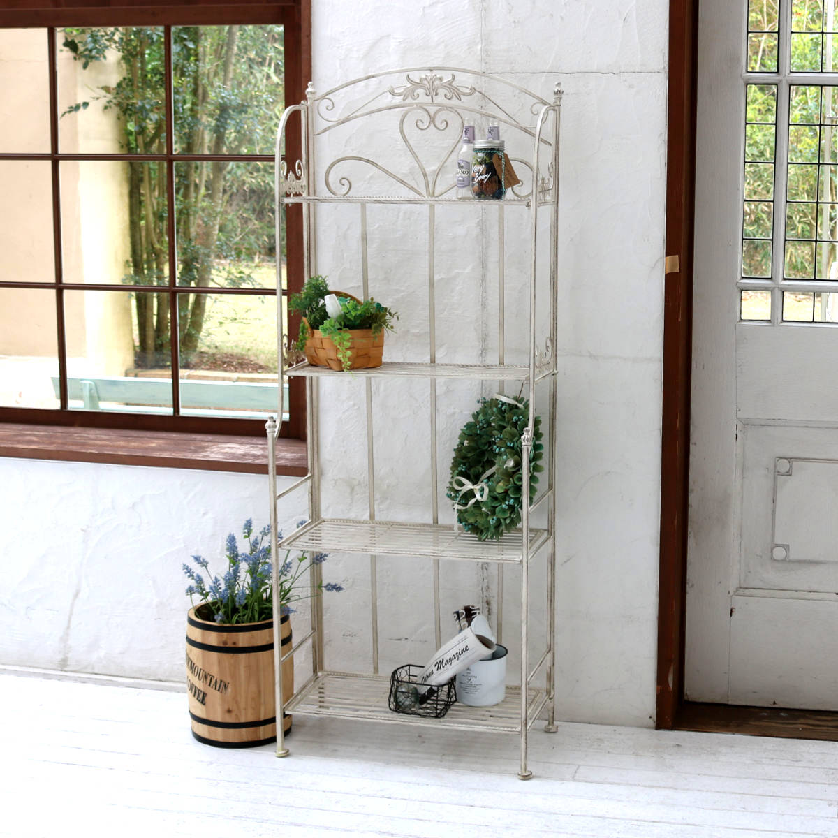 ラック ブランティーク ホワイトアイアンラック 4段 （ プランタースタンド フラワースタンド 園芸 収納 プランター 鉢置き 四段 花台 庭 テラス ガーデニング ガーデン アンティーク風 玄関先 スチール 台 おしゃれ ）