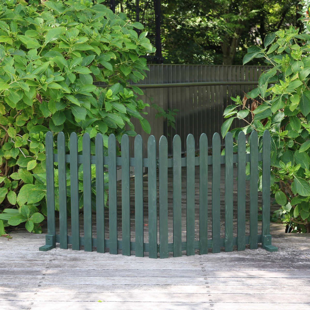 フェンス 木製 折り畳めるウッドフェンス 142×71cm 縦ストライプ ( ガーデンフェンス 柵 折りたたみ 2連 園芸 エクステリア 雑貨 ウッドフェンス 花壇 庭 ベランダ バルコニー ガーデニング 木製ガーデンフェンス 蝶番 インテリア ) 【グレー】 グレー