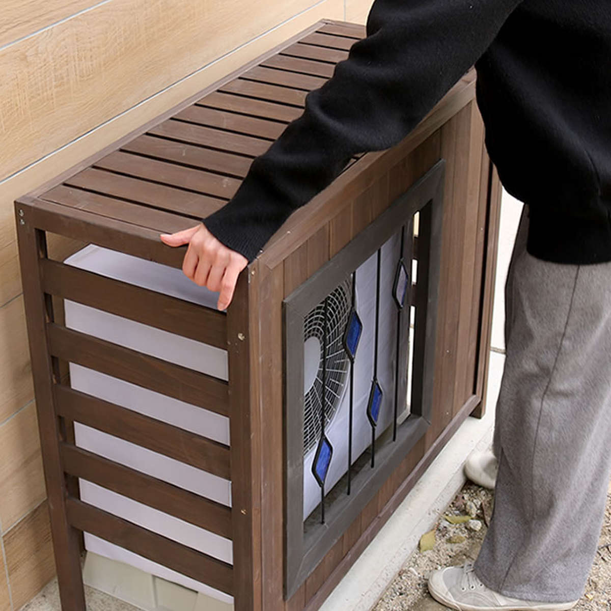 室外機カバー ステンドグラス室外機カバー glass グラス 幅93cm 標準サイズ ( エアコン室外機カバー 木製 ガラス おしゃれ 日よけ 日光対策 直射日光 目隠し 室外機ラック エアコン 室外機 庭 ベランダ 省エネ 節電 簡単組立 軽い ) 【ブラウン】 ブラウン