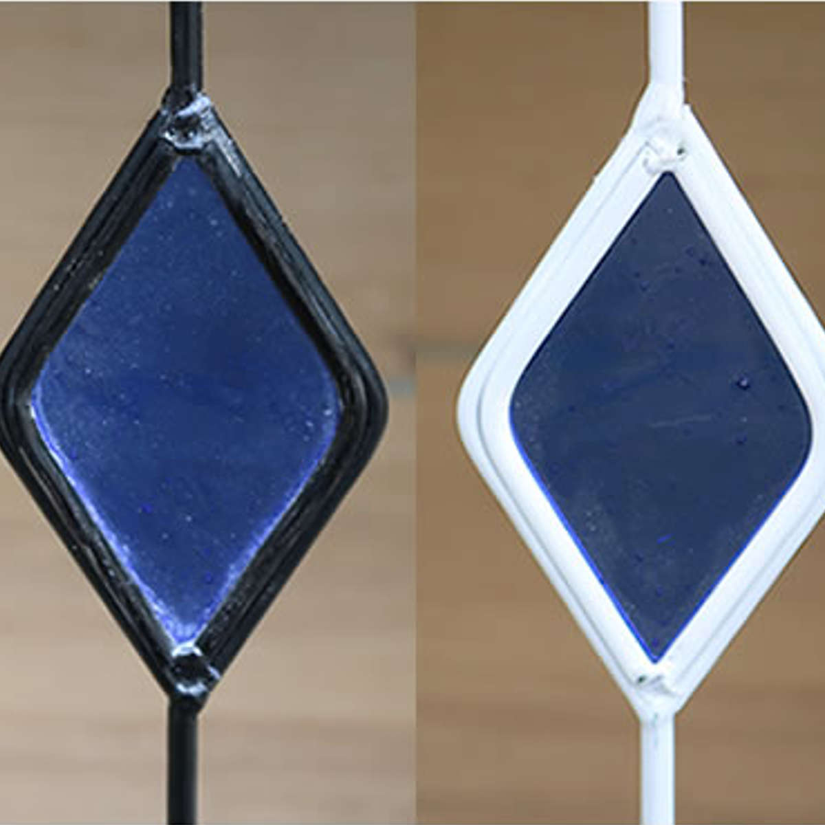 室外機カバー ステンドグラス室外機カバー glass グラス 幅93cm 標準サイズ ( エアコン室外機カバー 木製 ガラス おしゃれ 日よけ 日光対策 直射日光 目隠し 室外機ラック エアコン 室外機 庭 ベランダ 省エネ 節電 簡単組立 軽い ) 【ブラウン】 ブラウン