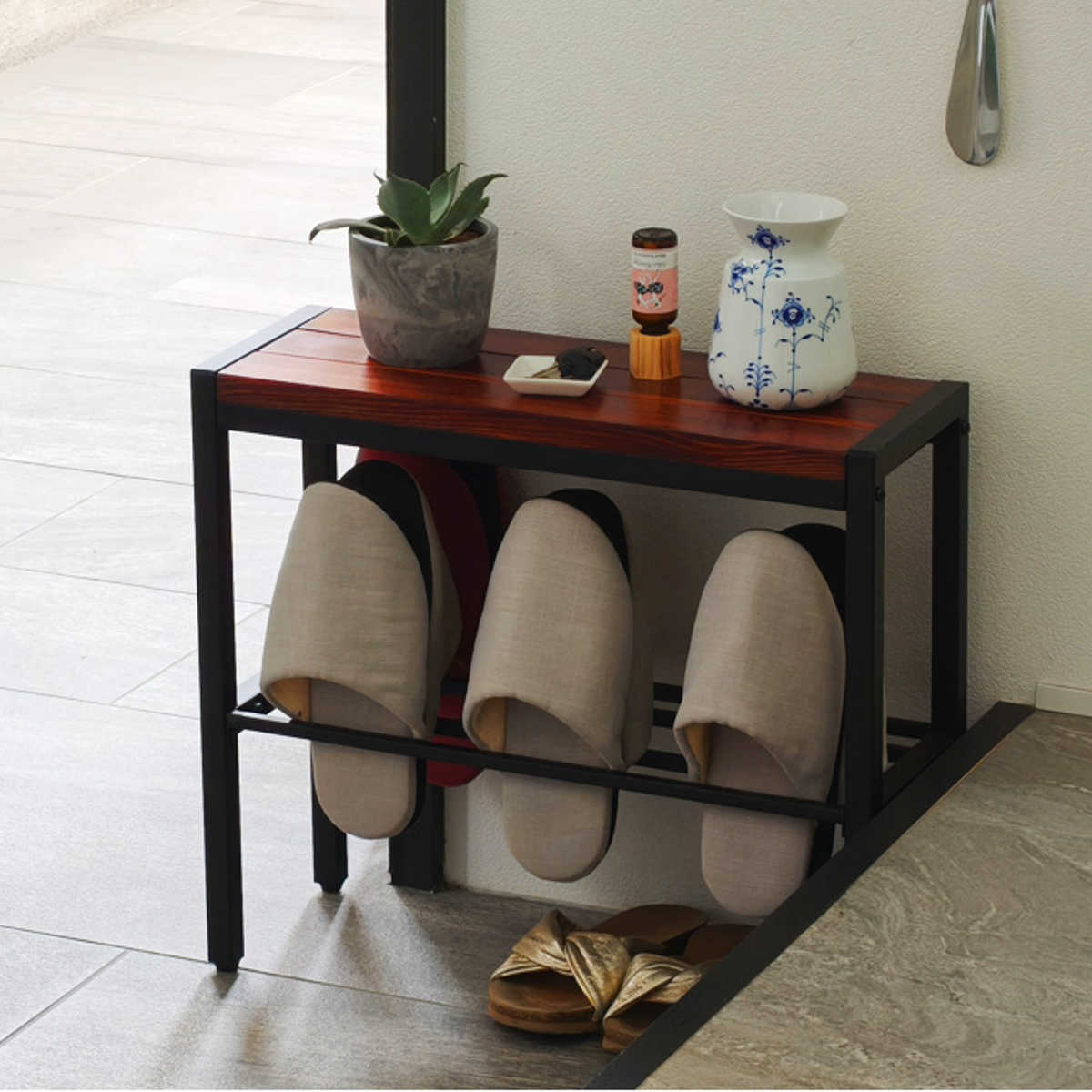 ベンチ 幅50cm コンパクト収納付き天然木ベンチ ( 玄関 エントランスベンチ 下駄箱 シューズラック 靴 収納 スツール 椅子 イス 腰掛け スリッパラック チェア 玄関チェア ブーツ 玄関イス 玄関椅子 くつ収納 クツ )