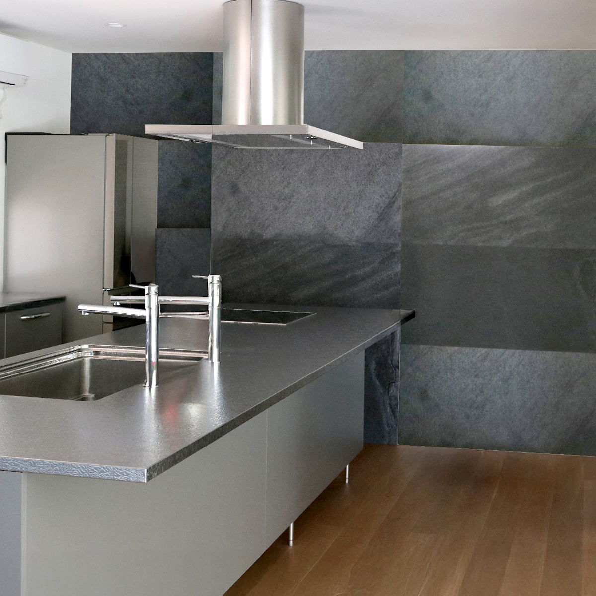 タイル DIY Stone 天然石タイル 122×61cm ( 壁紙タイル リメイクシート 壁用 石 ストーン 壁紙 立体 タイルシート 高級 石壁 天然石 リフォーム タイル壁紙 クロス 簡単 カット可能 ) 【グレー】 グレー