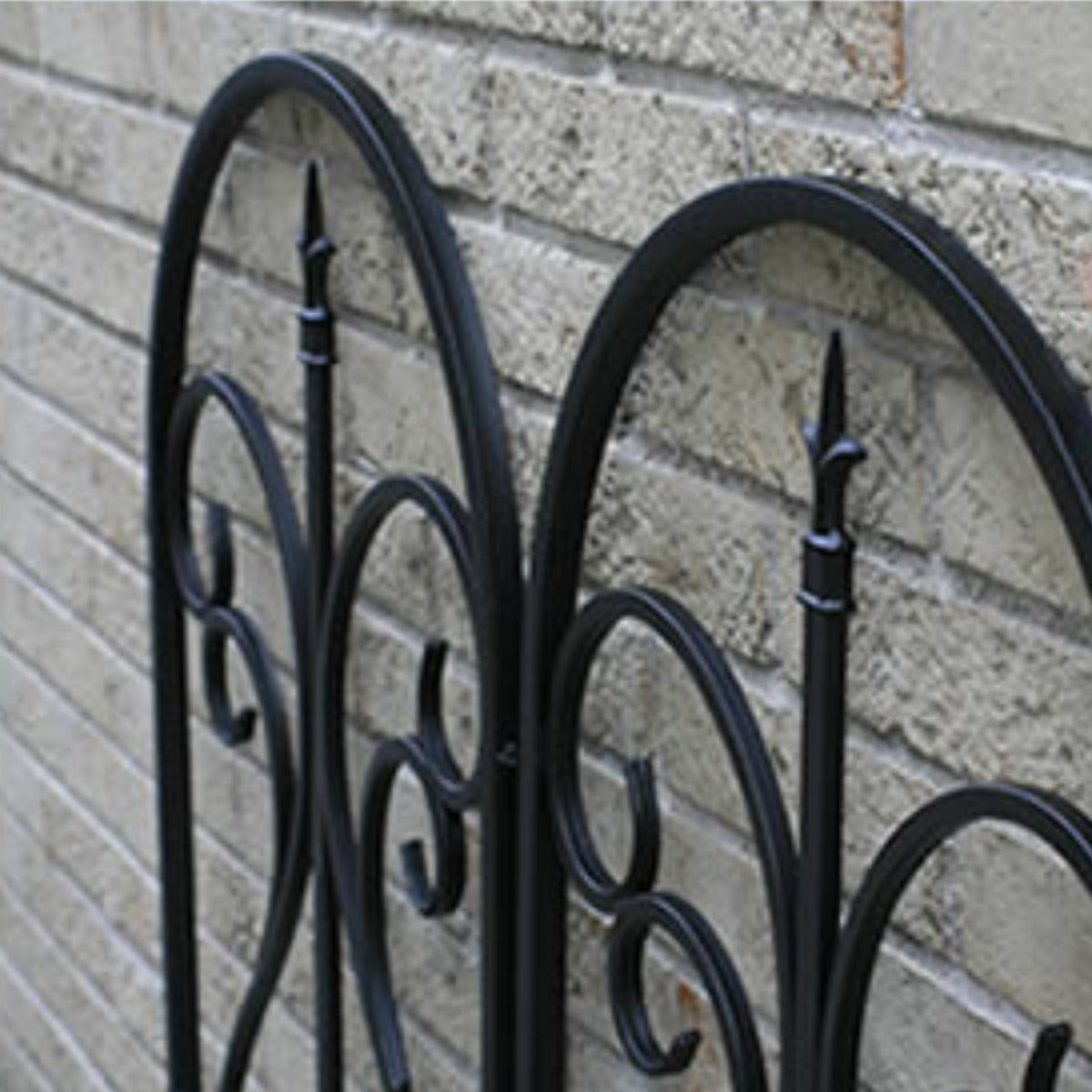 フェンス アイアンエッジ フィニアル 幅61.5cm ( ガーデンフェンス アイアン 柵 園芸 エクステリア 雑貨 花壇 庭 ベランダ バルコニー ガーデニング アイアンガーデンフェンス トレリス ) 【ブラック】 ブラック