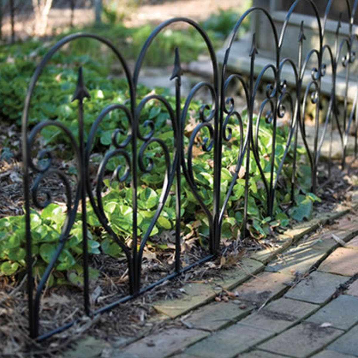 フェンス アイアンエッジ フィニアル 幅61.5cm ( ガーデンフェンス アイアン 柵 園芸 エクステリア 雑貨 花壇 庭 ベランダ バルコニー ガーデニング アイアンガーデンフェンス トレリス ) 【ブラック】 ブラック