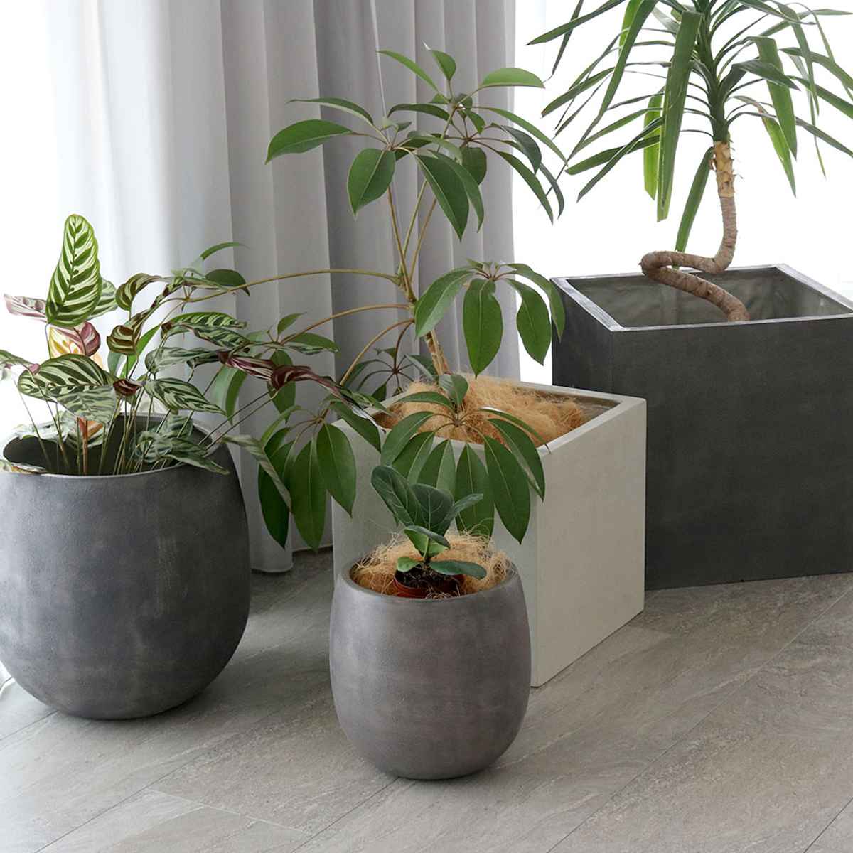 プランター グリッテ 石調FRPプランター 幅30cm ドロップ型 ( プランターカバー ラウンド 植木鉢 鉢 底穴 屋外 外 家庭菜園 寄せ植え おしゃれ ポット 鉢カバー 鉢植え 屋内 丸型 円型 大型プランター 水抜き穴 大型 花 ) 【グレー】 グレー